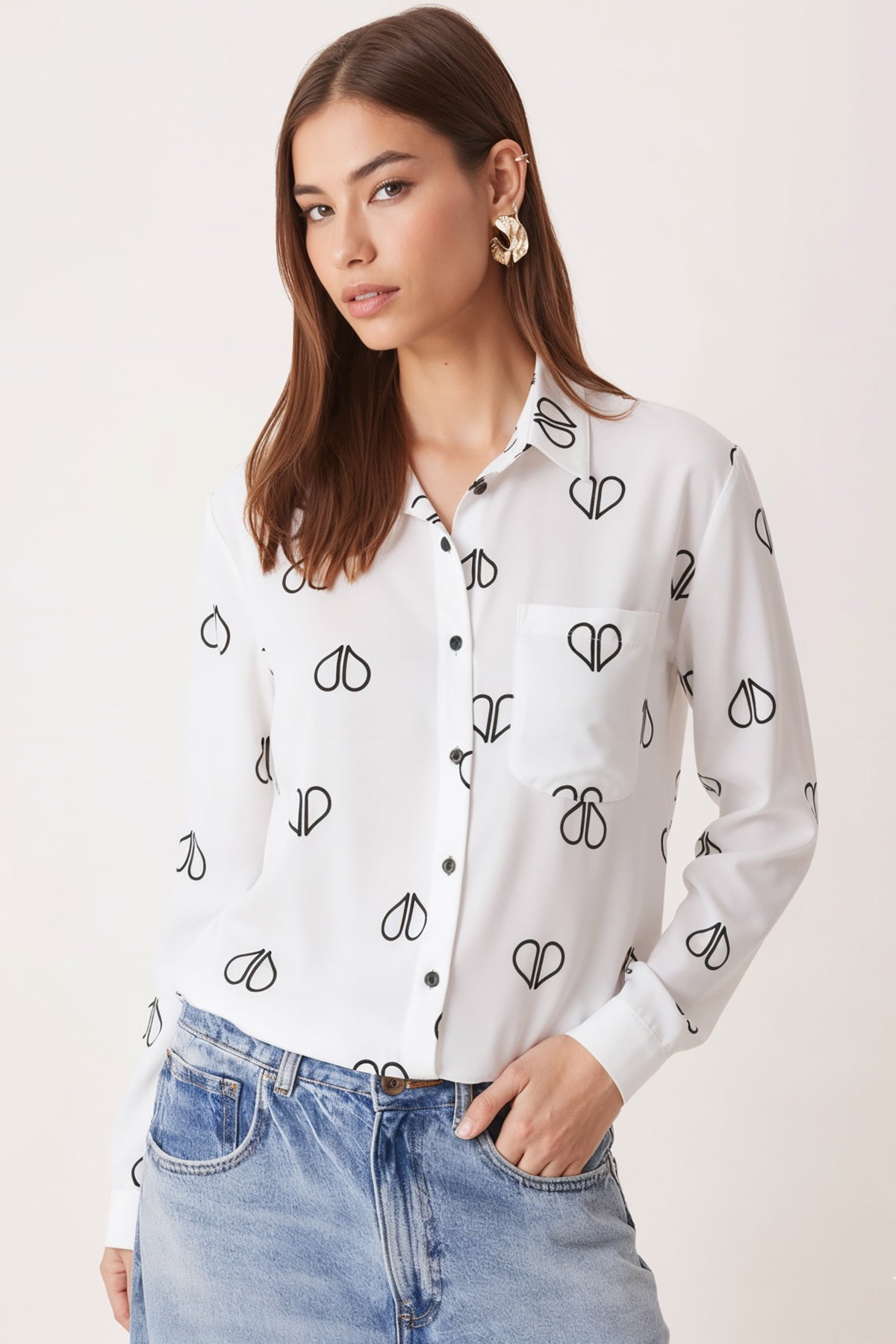 Women's White Back Pleat Detailed Single Pocket Patterned Long Sleeve Shirt ARM-24Y001015