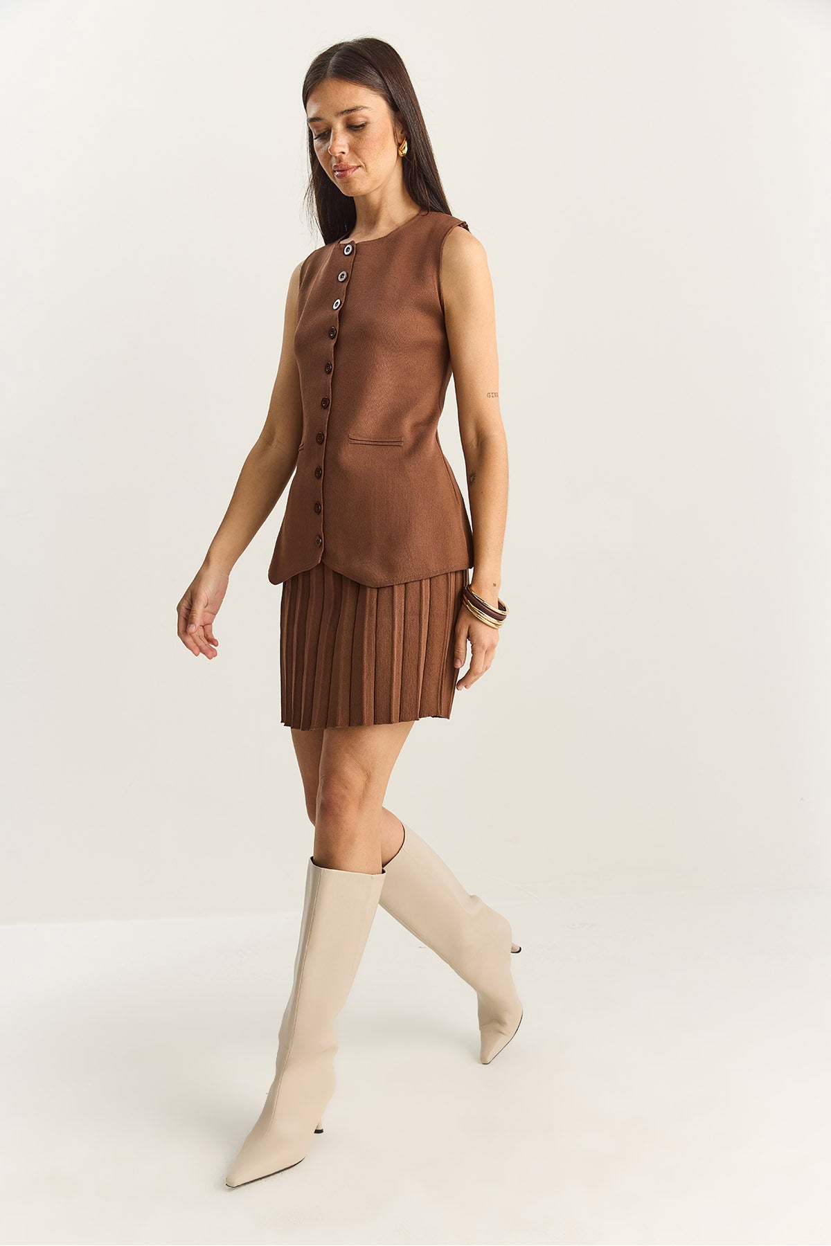 Women's Crew Neck Buttoned Knitwear Vest Pleated Mini Skirt Bottom-Top Suit 280017-18 60283872