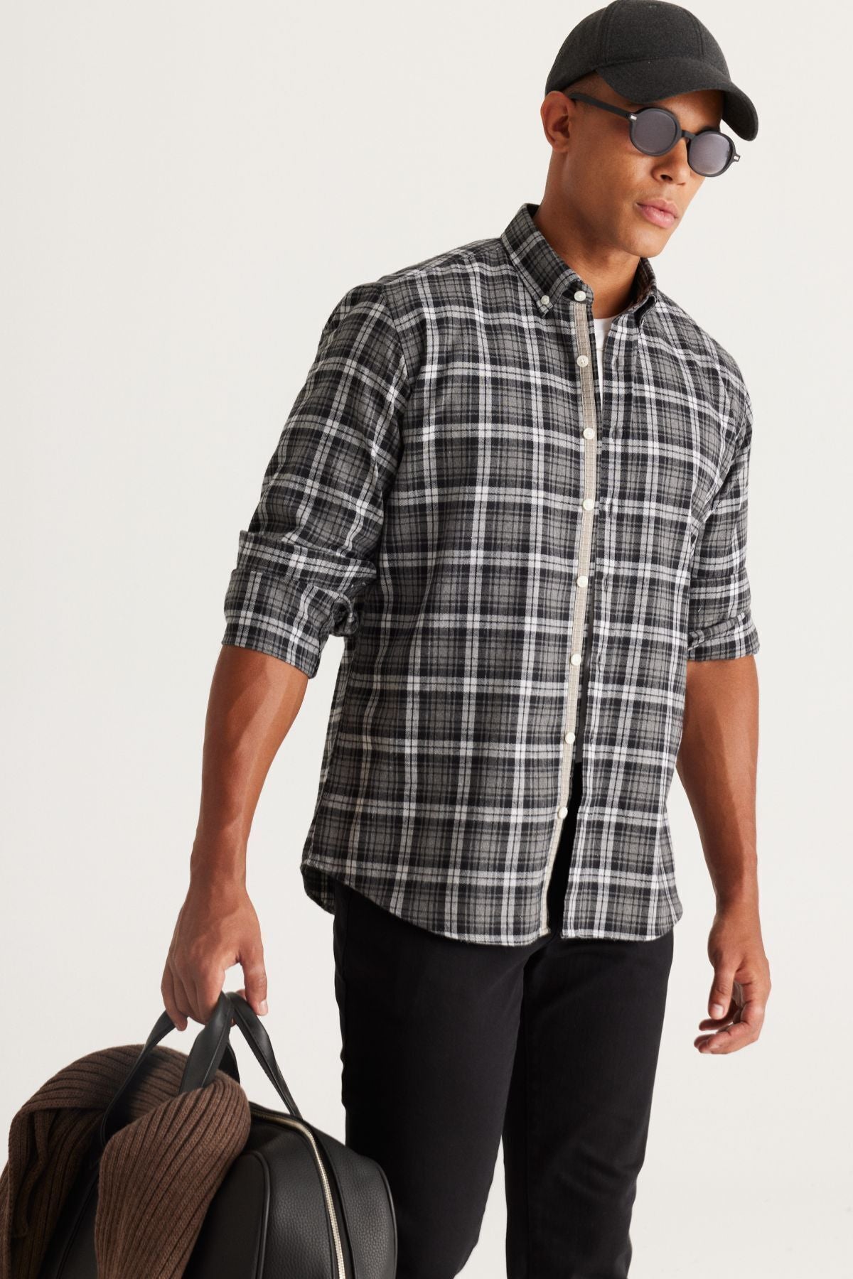 Men's anthracit-gray comfort fit comfortable cut buttoned collar cotton checkered shirt