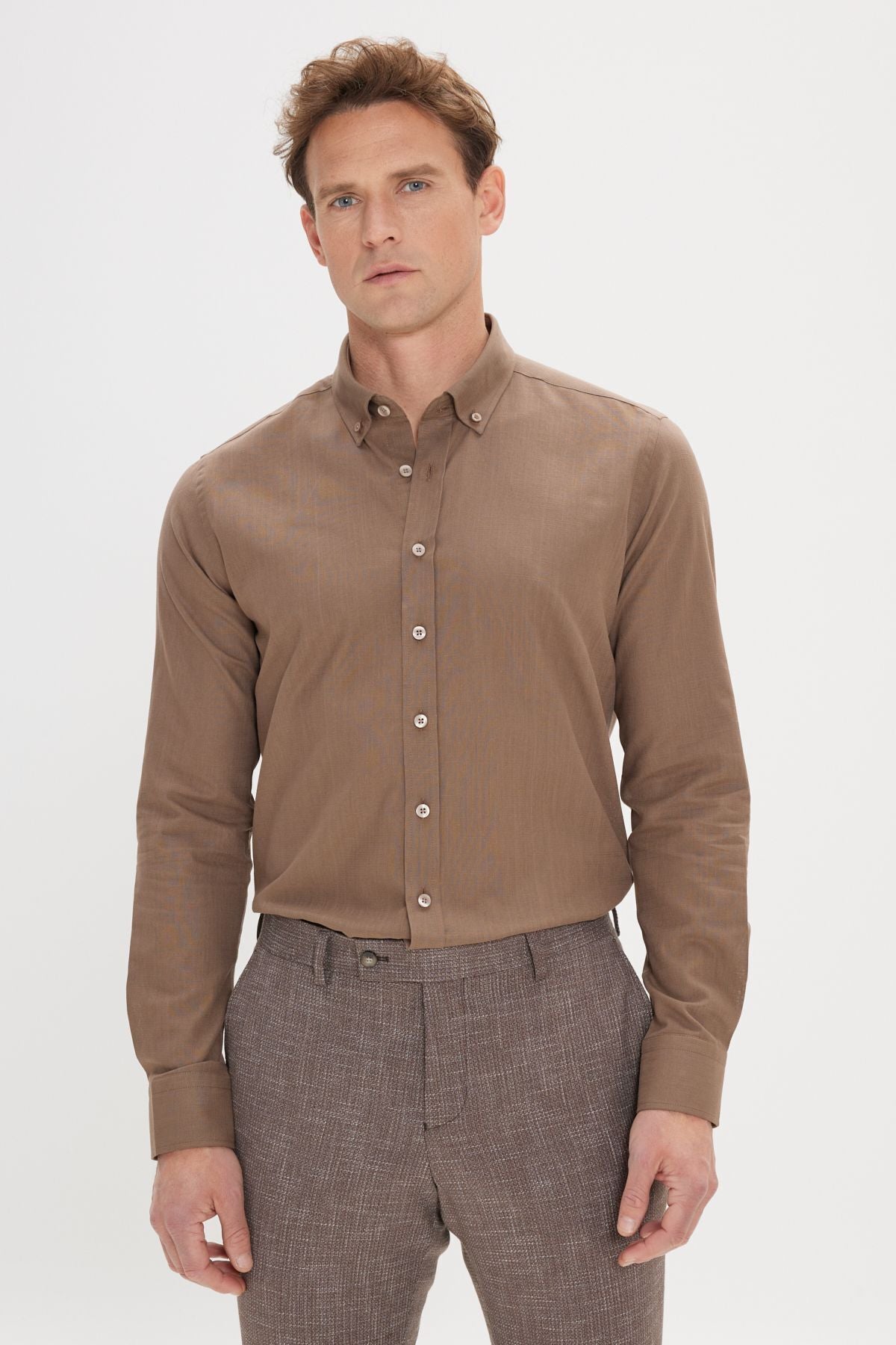 Men's Brown 100 %Cotton Breathing Fabric Oxford Slim Fit button with collar pennant shirt