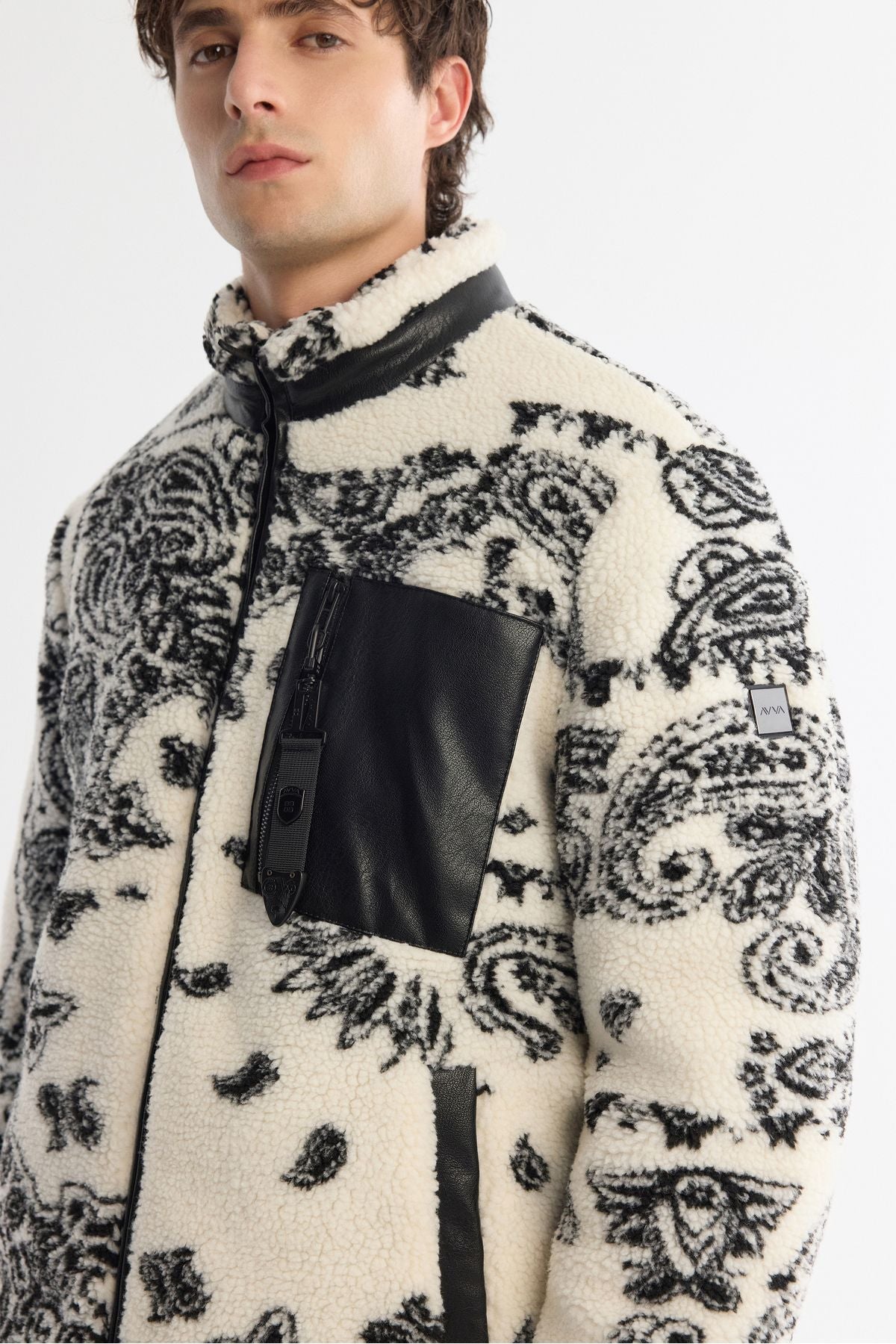 Men's white upright collar pocket and garni detailed patterned Plush Mont A42y6115