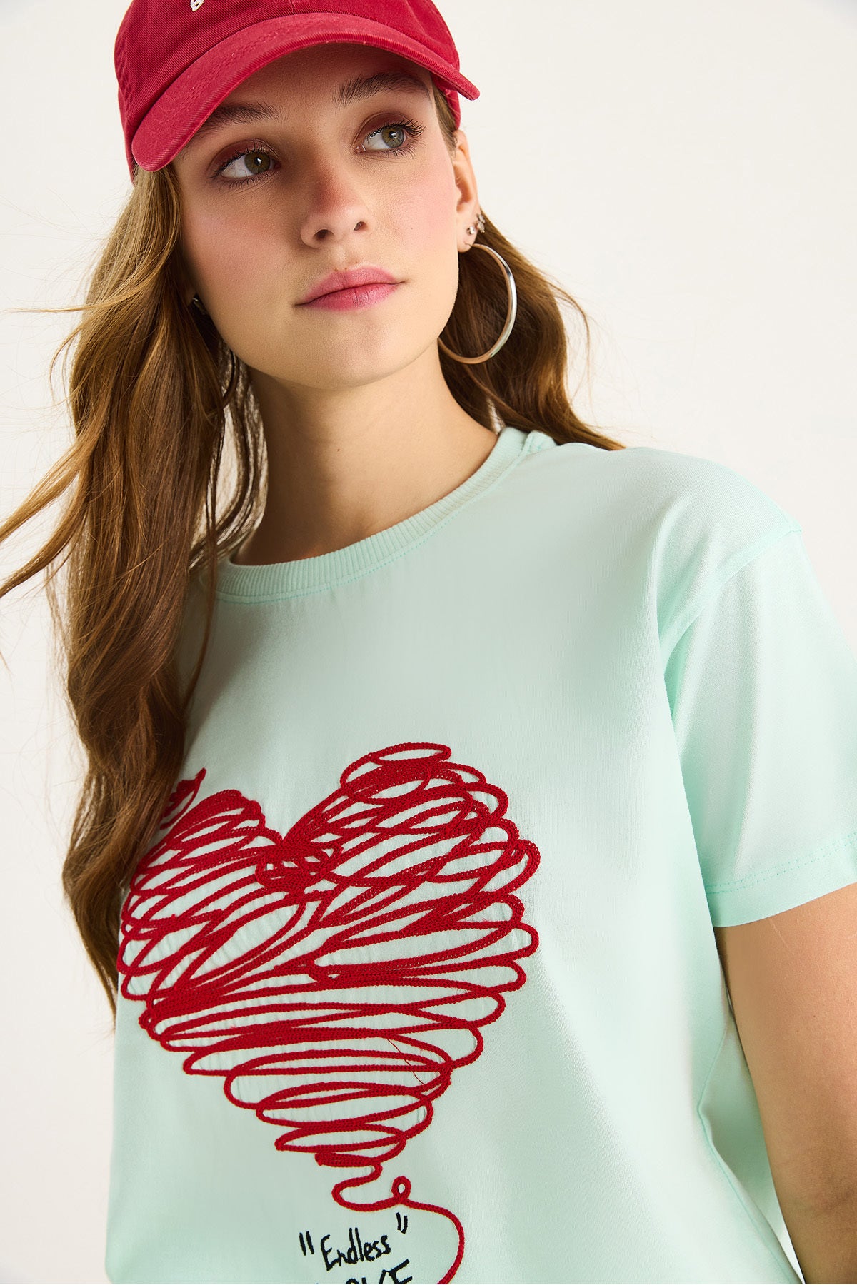 Women's Cotton Short Sleeve Crew Neck Heart Embroidered T-Shirt 60602028