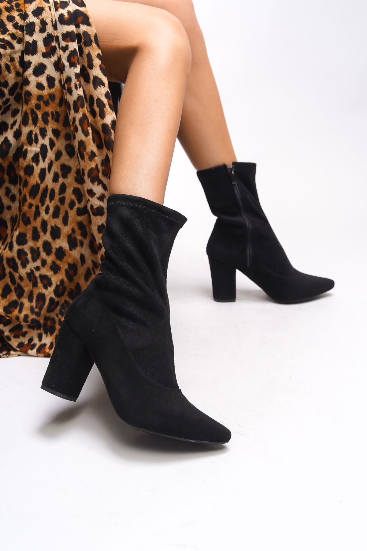 BHORNYH WOMEN'S POINT -NETHER SIN AND HIGH HEAD BOOT 00125020 BLACK SUET