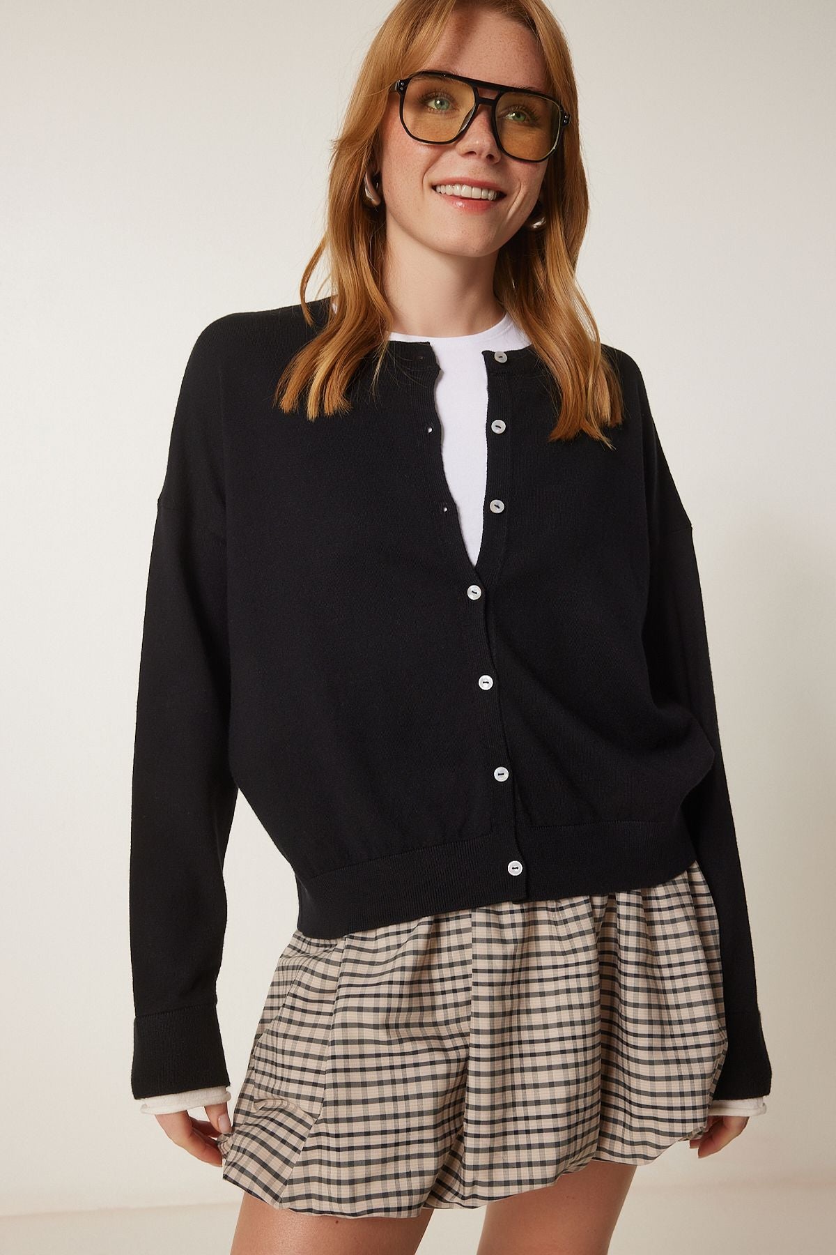 Female black contrast strip detailed seasonal knitwear cardigan US00953