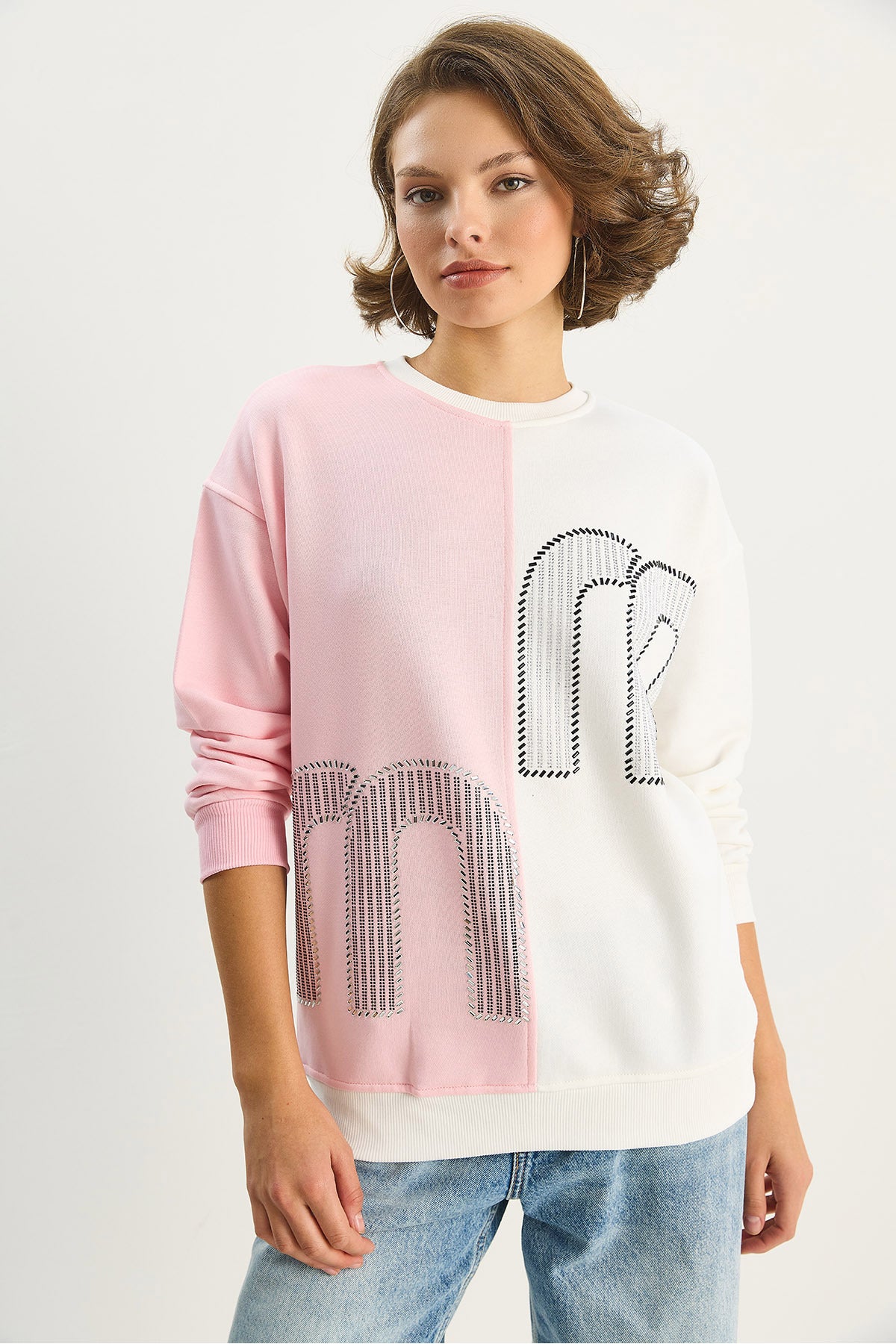 Women's Crew Neck Stone Embroidered Color Block Oversize Sweatshirt 1453 60283634