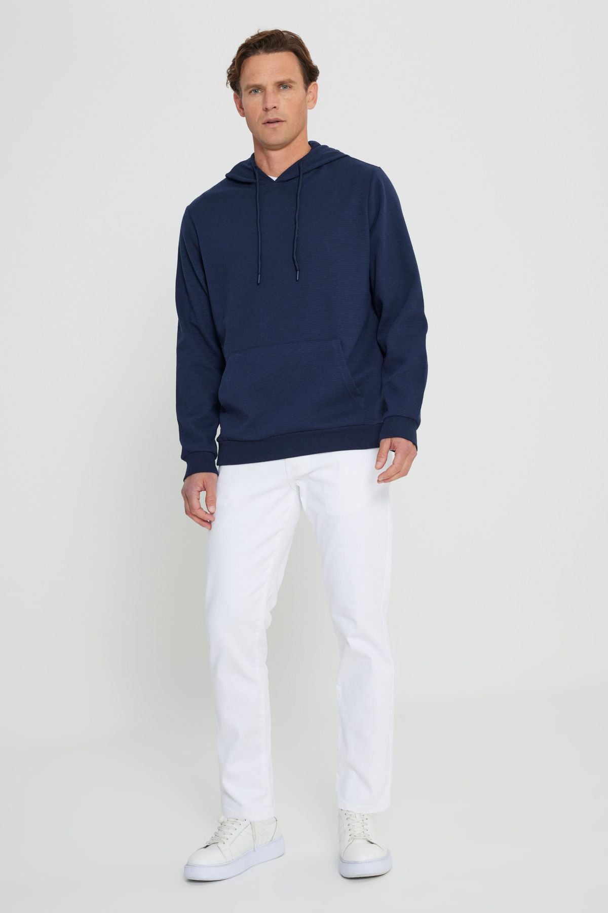 Men's Navy Blue Standard Fit Normal Normal Cut Hooded Pocket Sweatshirt