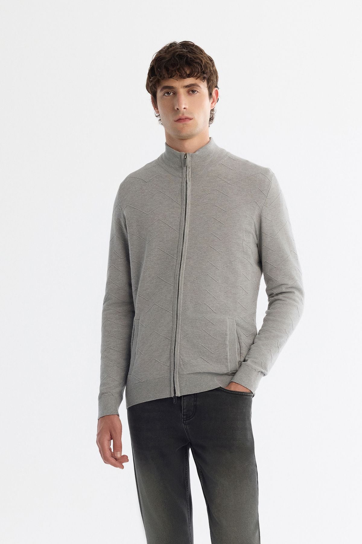 Men's gray upright collar zipper front patterned soft touch knitwear cardigan A42y5077