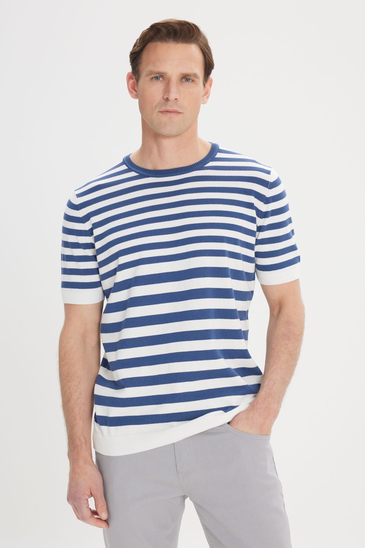 Men's Navy-White Slim Fit Narn Cut 100 %Cotton Striped Bicycle Yaka Triko T-shirt