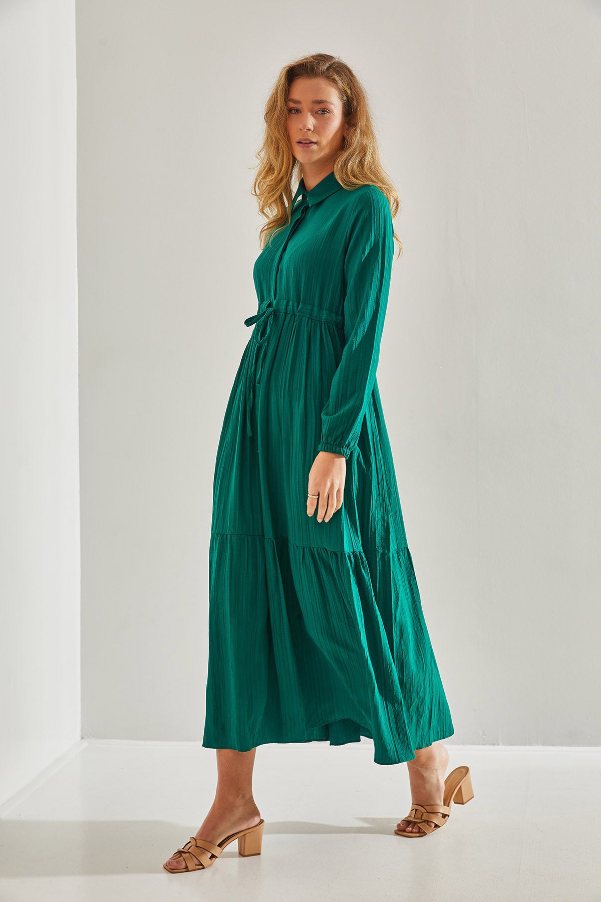 Modest Women's Gathered Waist Buttoned Collar Long Hijab Flared Dress 60181034