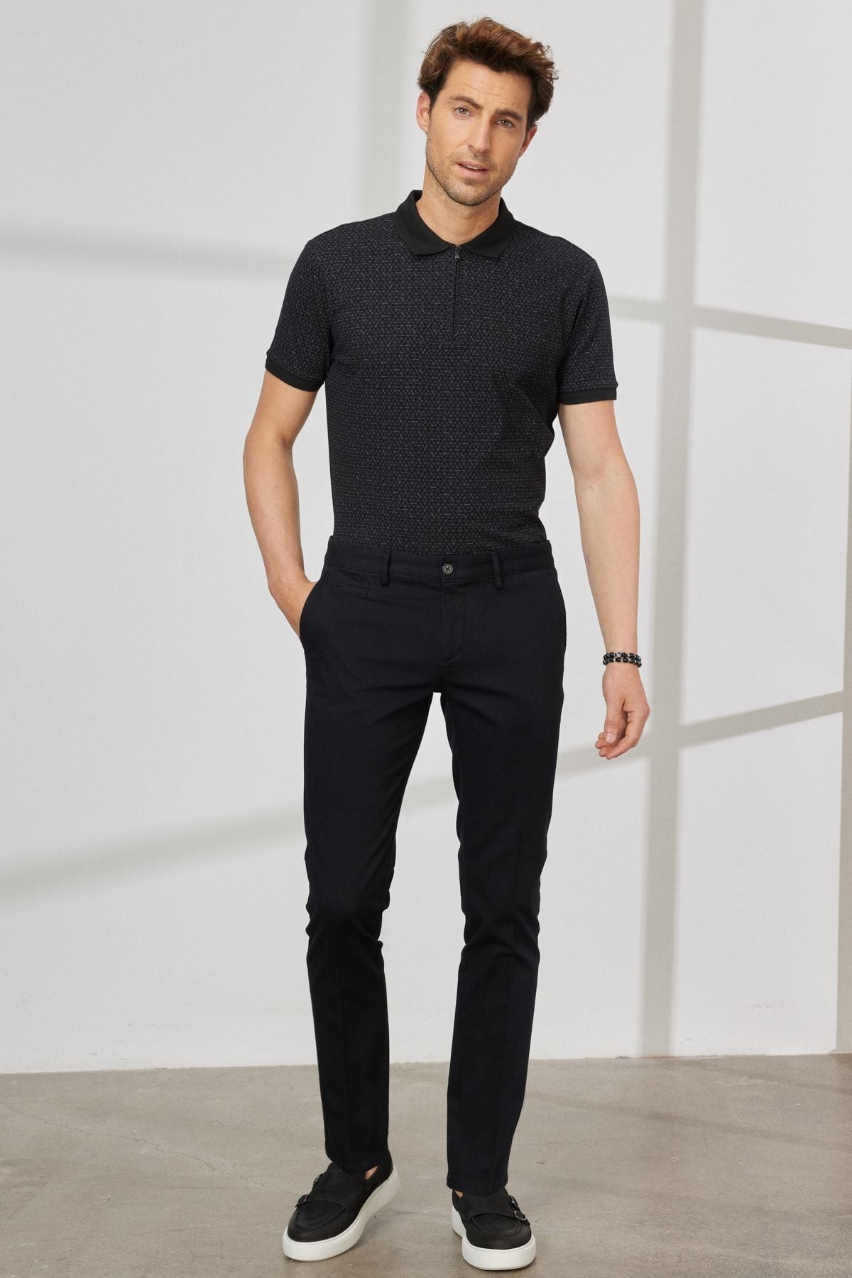 Men's black slim fit narrow -cut side pocket cotton flexible Acharted Pants