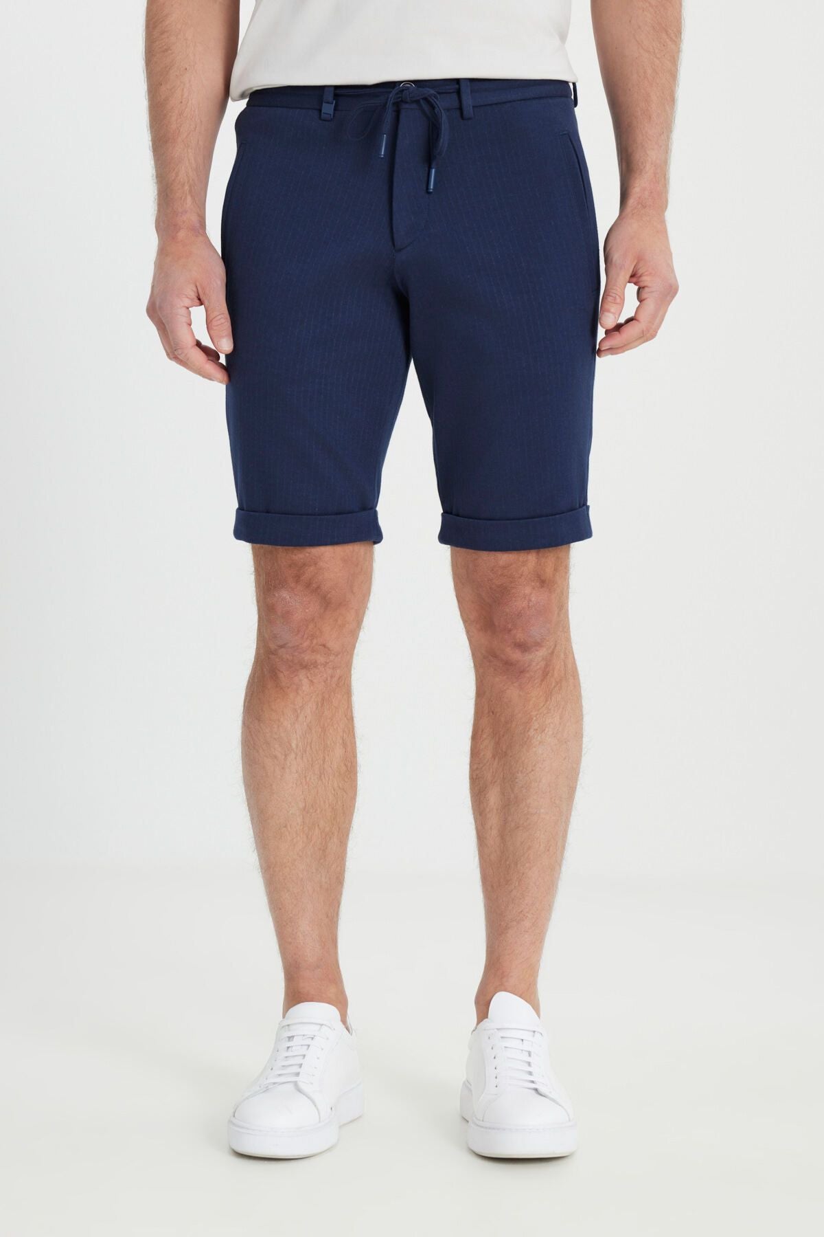 Men's navy blue cotton slim fit narrow cutting waist tied -up side pocket striped shorts