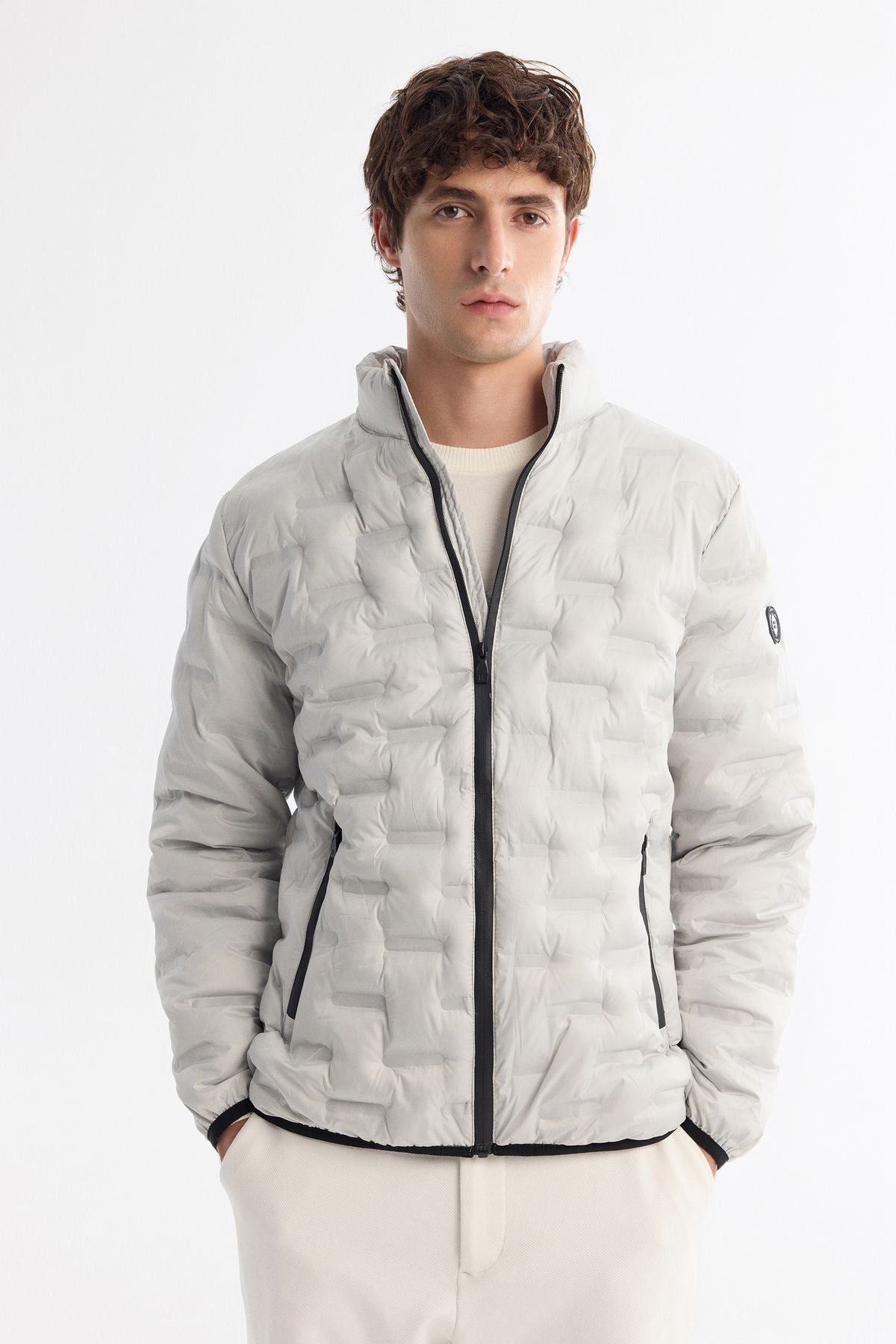 Men's gray upright collar water repulsive windproof swelling light coat A42y6154