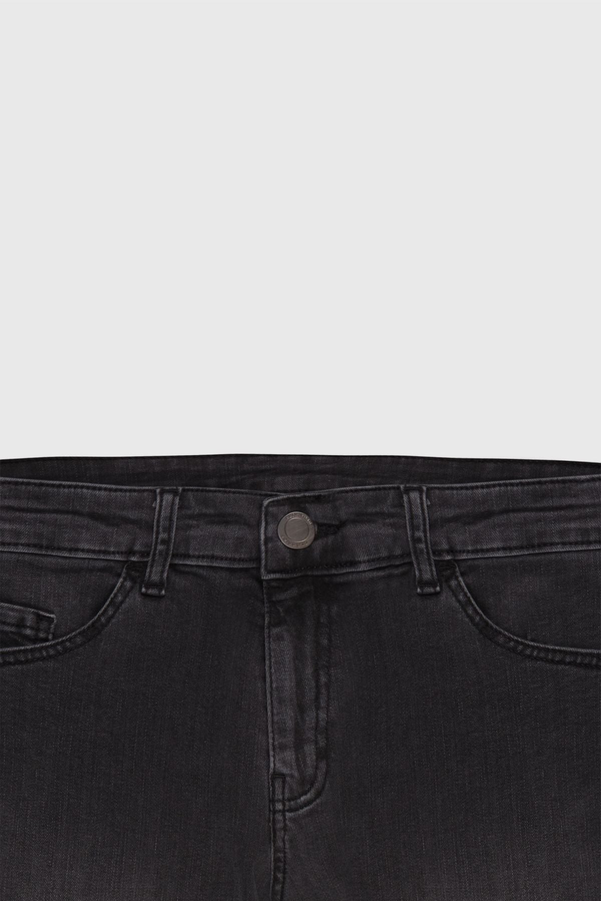 Men's gray slim fit narrow cut 5 pocket flexible denim jean jeans