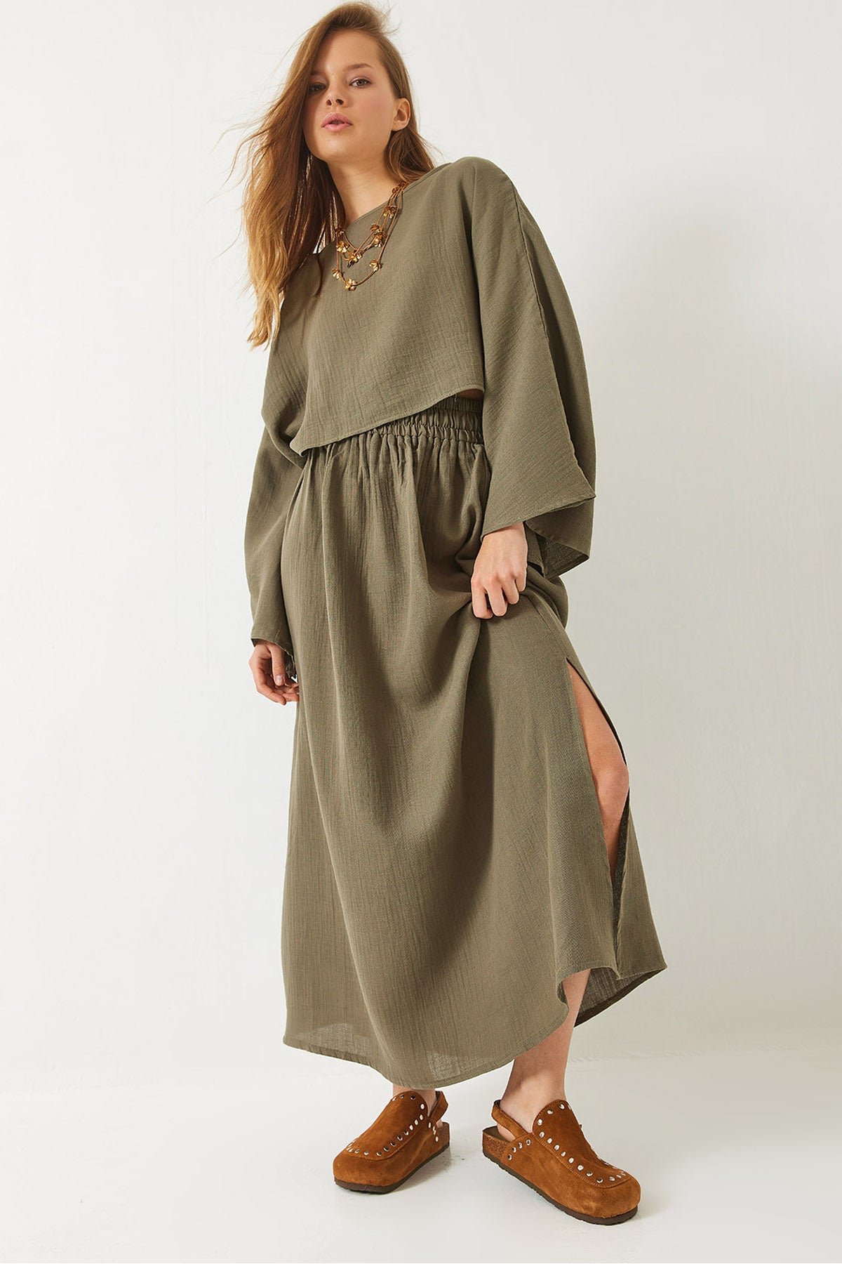 Women's Bat Sleeve Crop, Elastic Waist Slit Detail Skirt Muslin Suit 9280 60281002