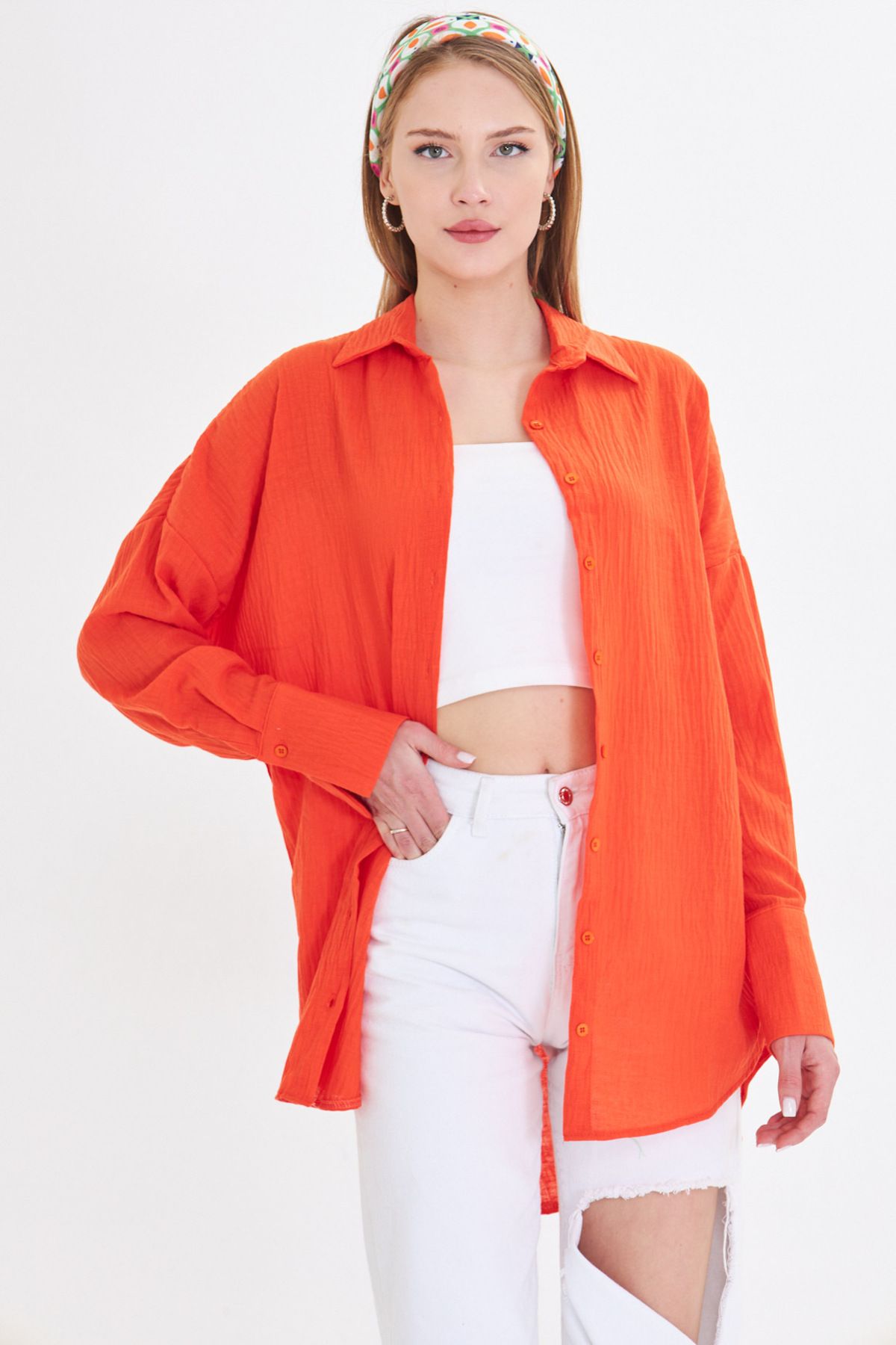 Woman Oranj Oversize textured linen-looking large cuff shirt ARM-24K001001