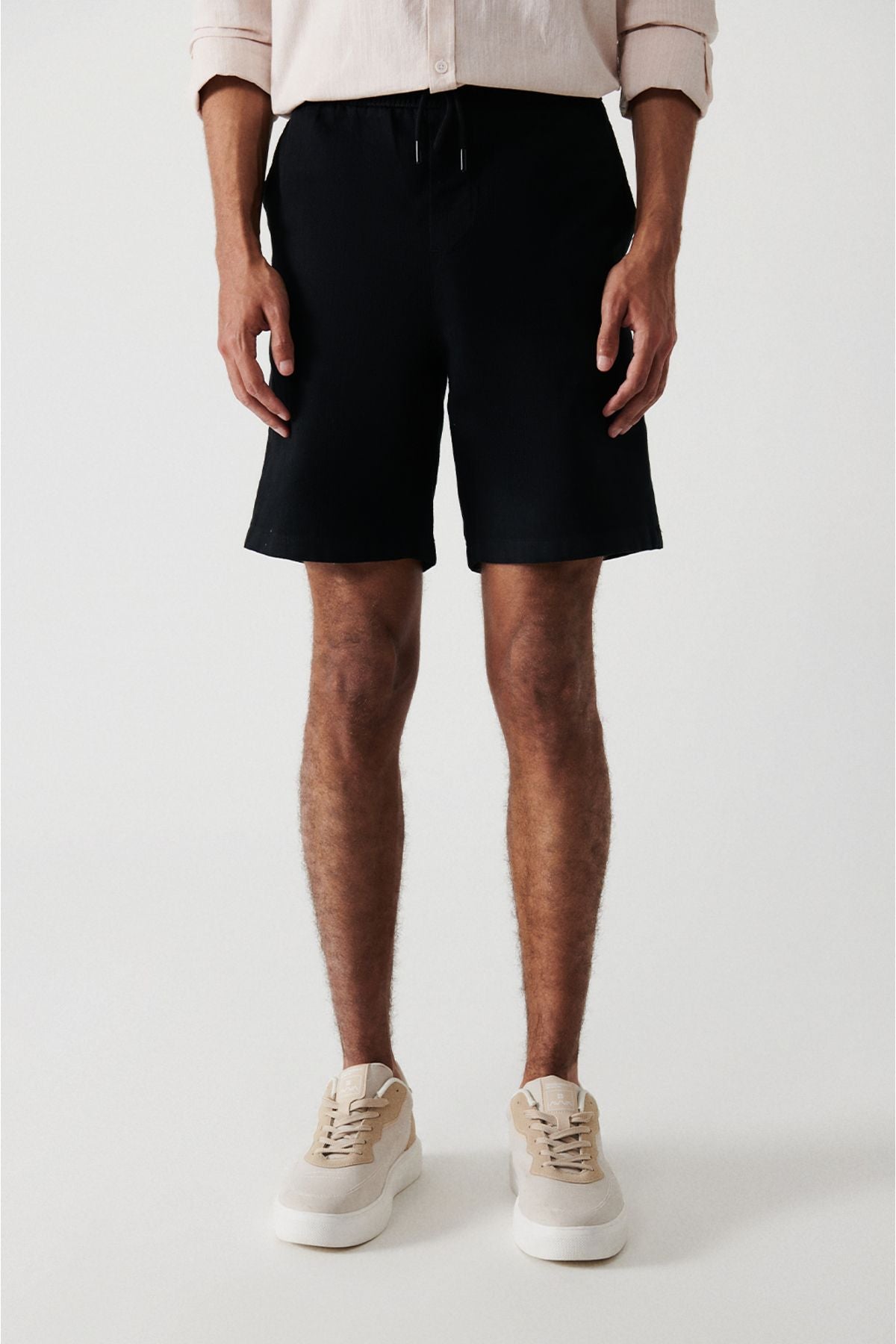 Men's black 100 %cotton side pocket waist waist linen textured shorts E003603