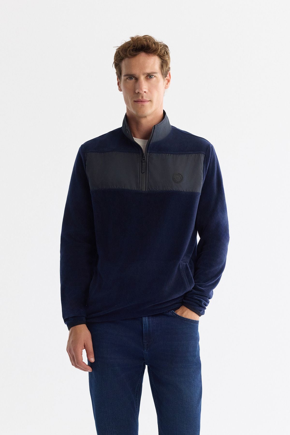 Men's navy blue cold -resistant zipper vertical collar polar sweatshirt A42y1380