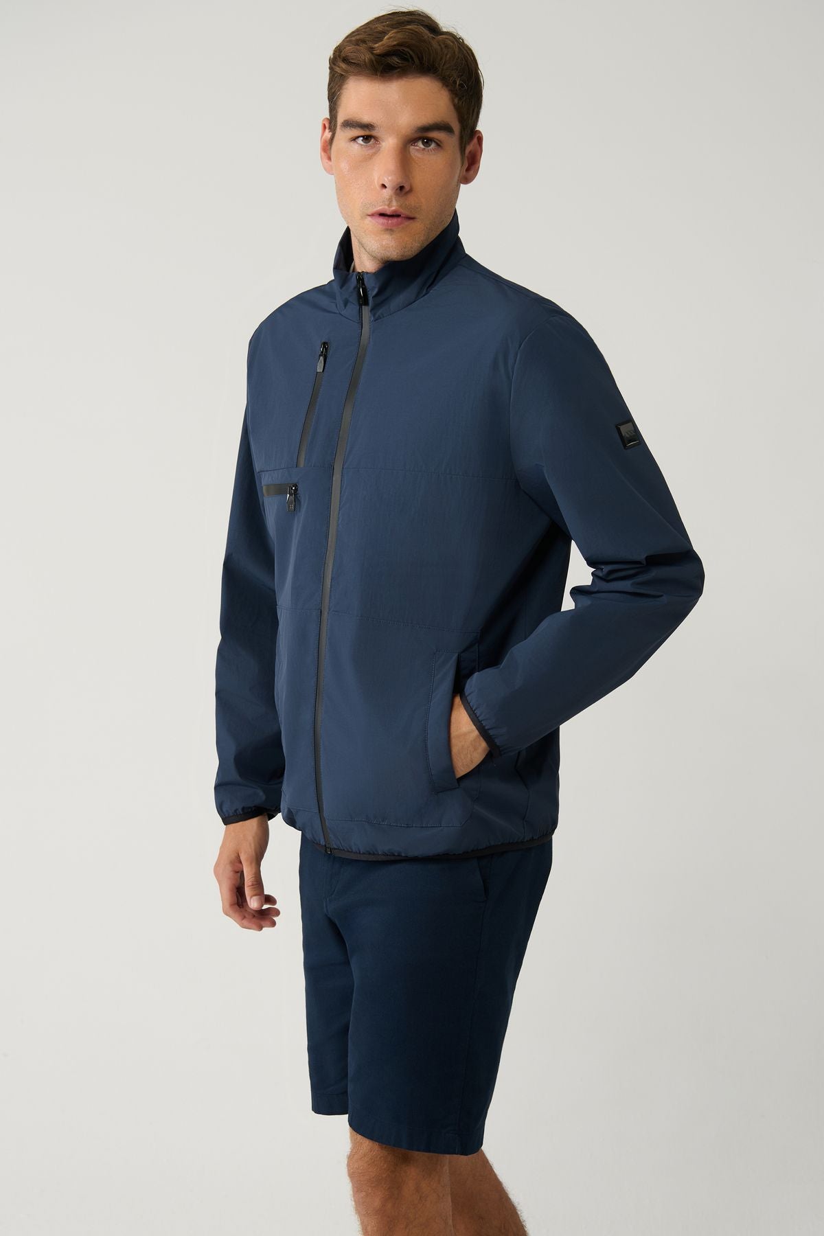 Men's navy blue upright collar fish lined zipper water editor Mont A41y6012