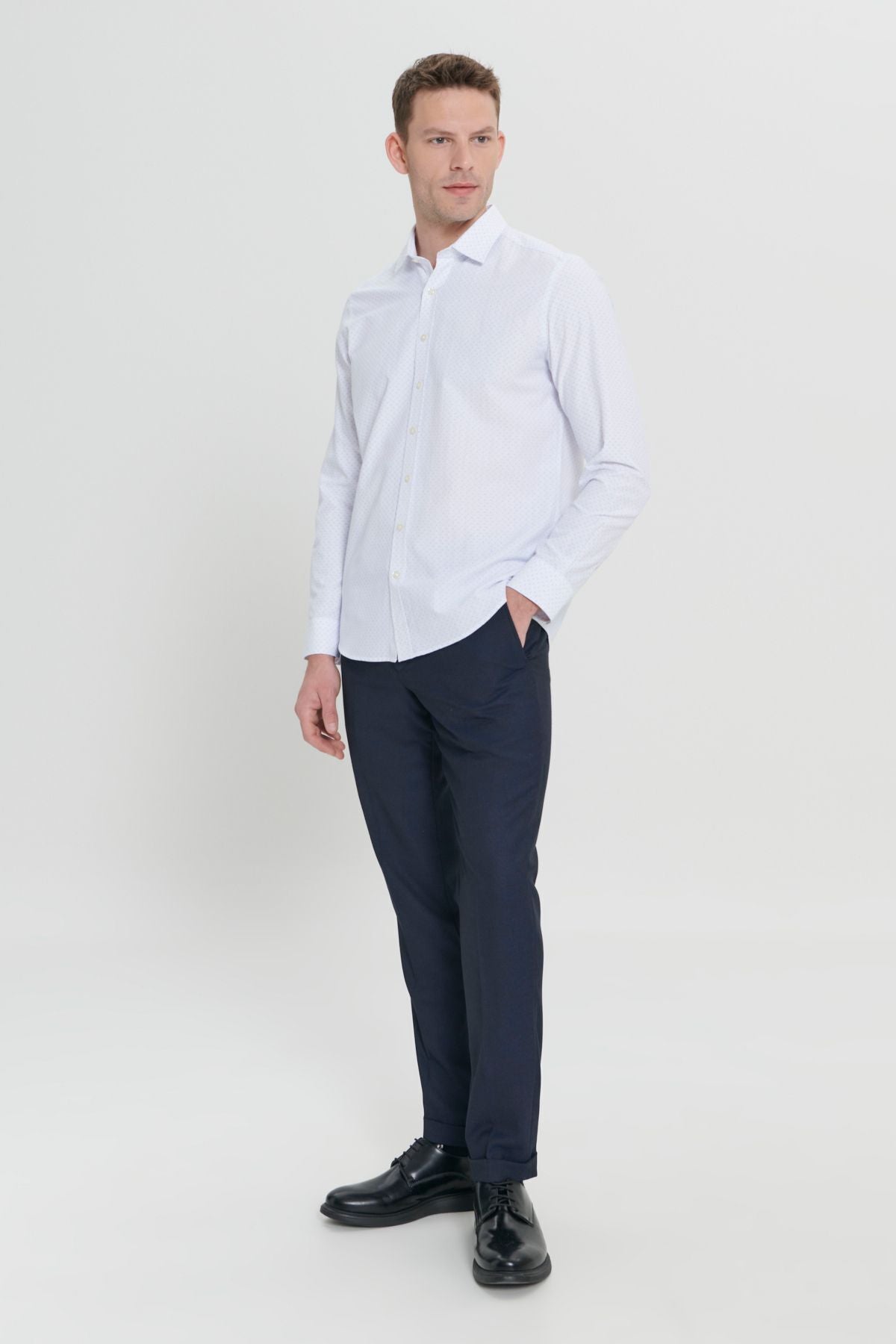 Men's white-blue slim fit narrow cut classic collar cotton Cotton Amelor Shirt