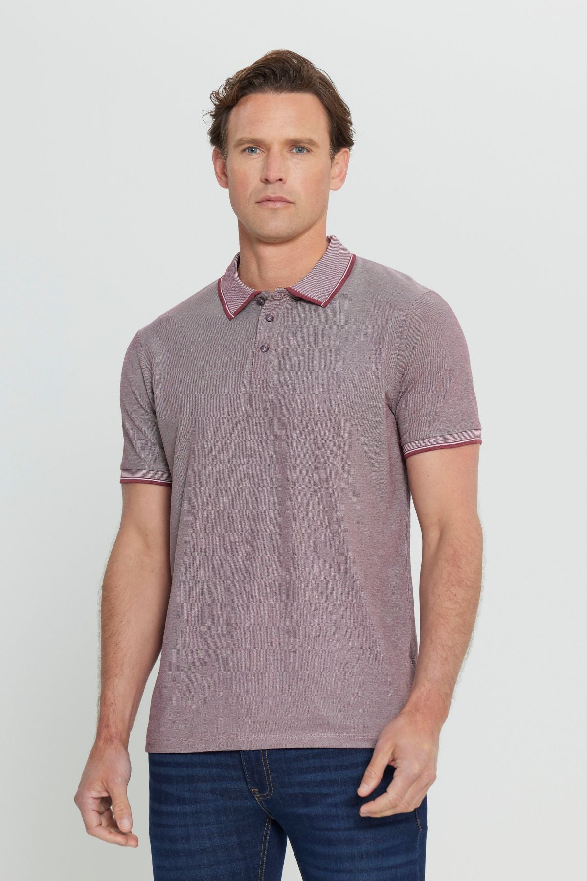 Men-Plugging Cotton Fabric Slim Fit Narrow Cut Burgundy Curled Polo Yaka T-shirt