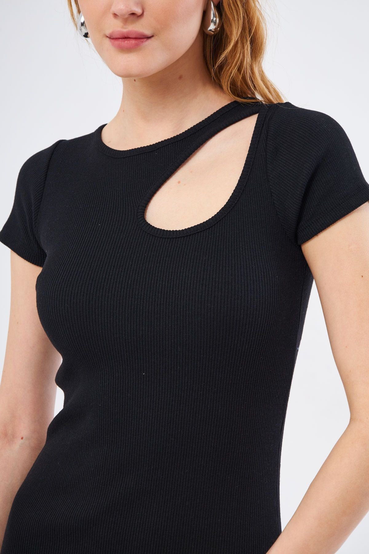 WOMEN'S BLACK SIDE WINDING BODY SITTING SHORT SOLD Dress ARM-24Y133008