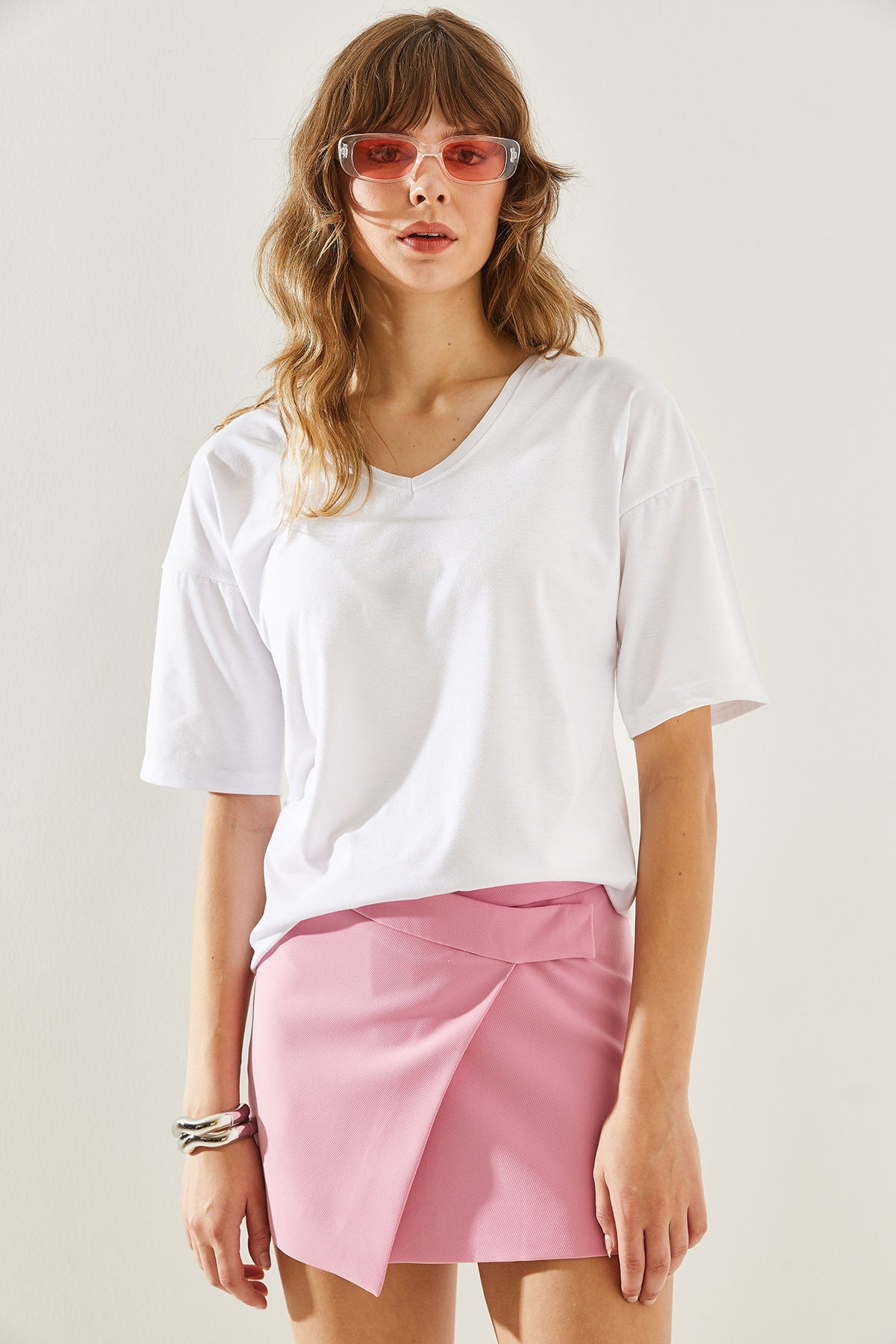 Women's V-Neck Short Sleeve Basic T-Shirt 60251204