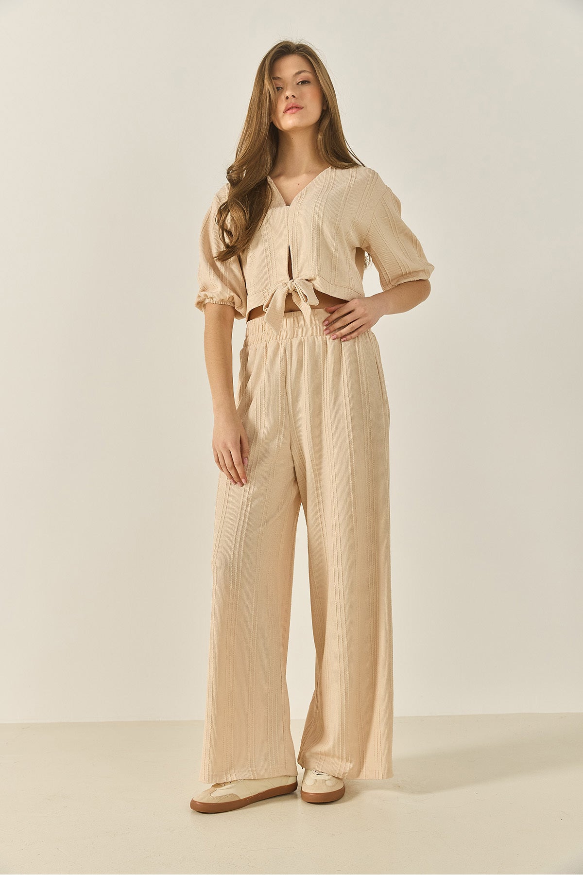 Women's V-neck Tie-Up Blouse with Loose Trousers Textured Summer Top-Top Set 9325 60281044