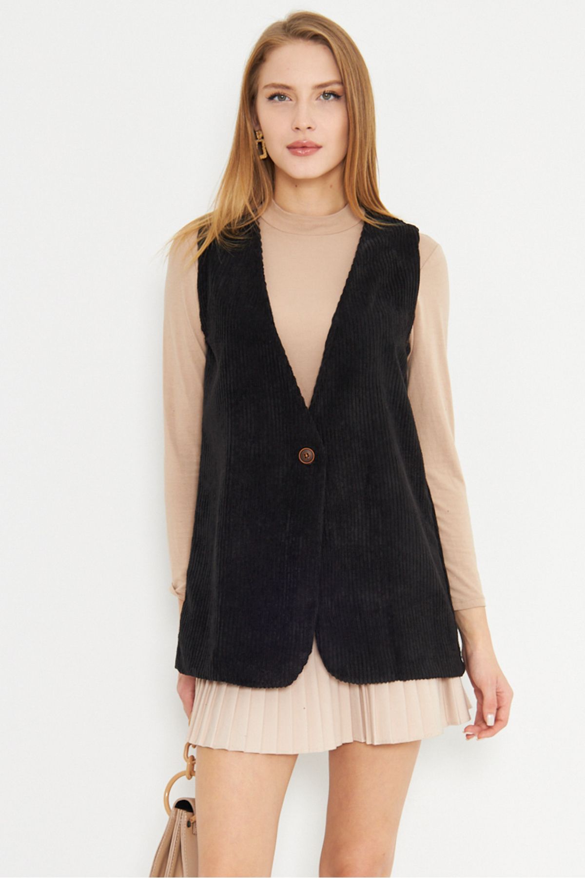 Female Black V-Neck Single Button Oversizle Thick Wick Velvet Vest Arm-25k001016