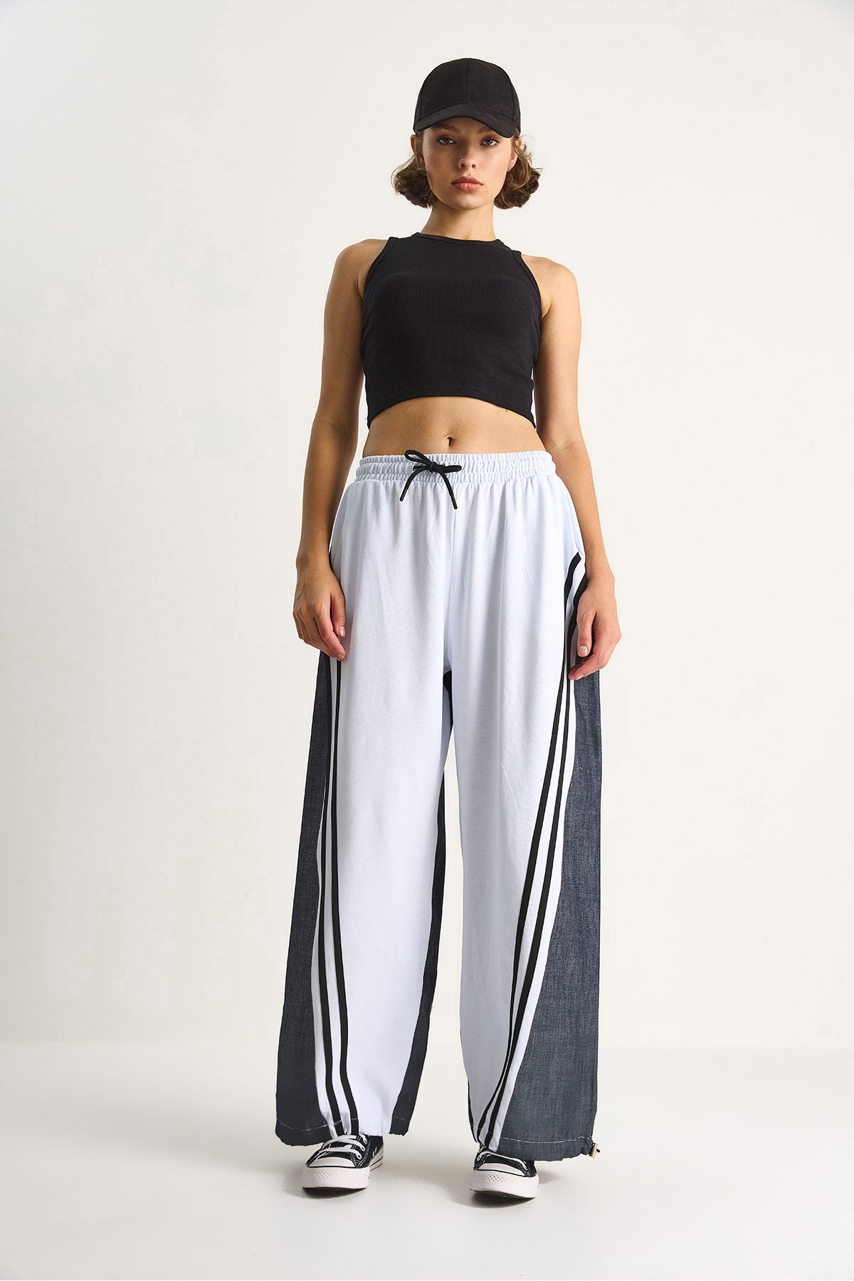 Women's Adjustable Leg High Waist Stripe Detailed Trousers 60284069