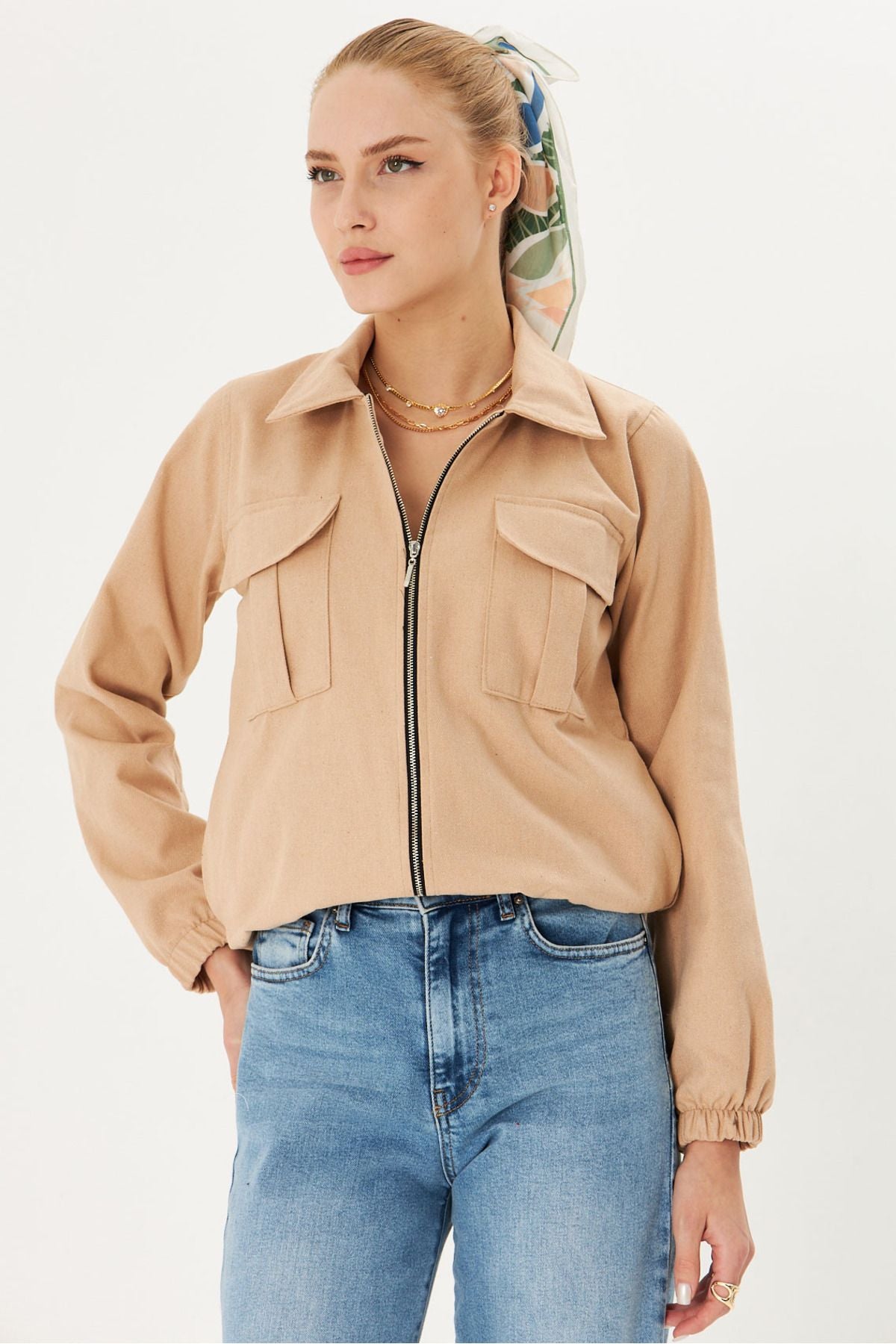 Female beige shirt collar on the front zipper chest pocket detailed waist tire jacket ARM-25K001055