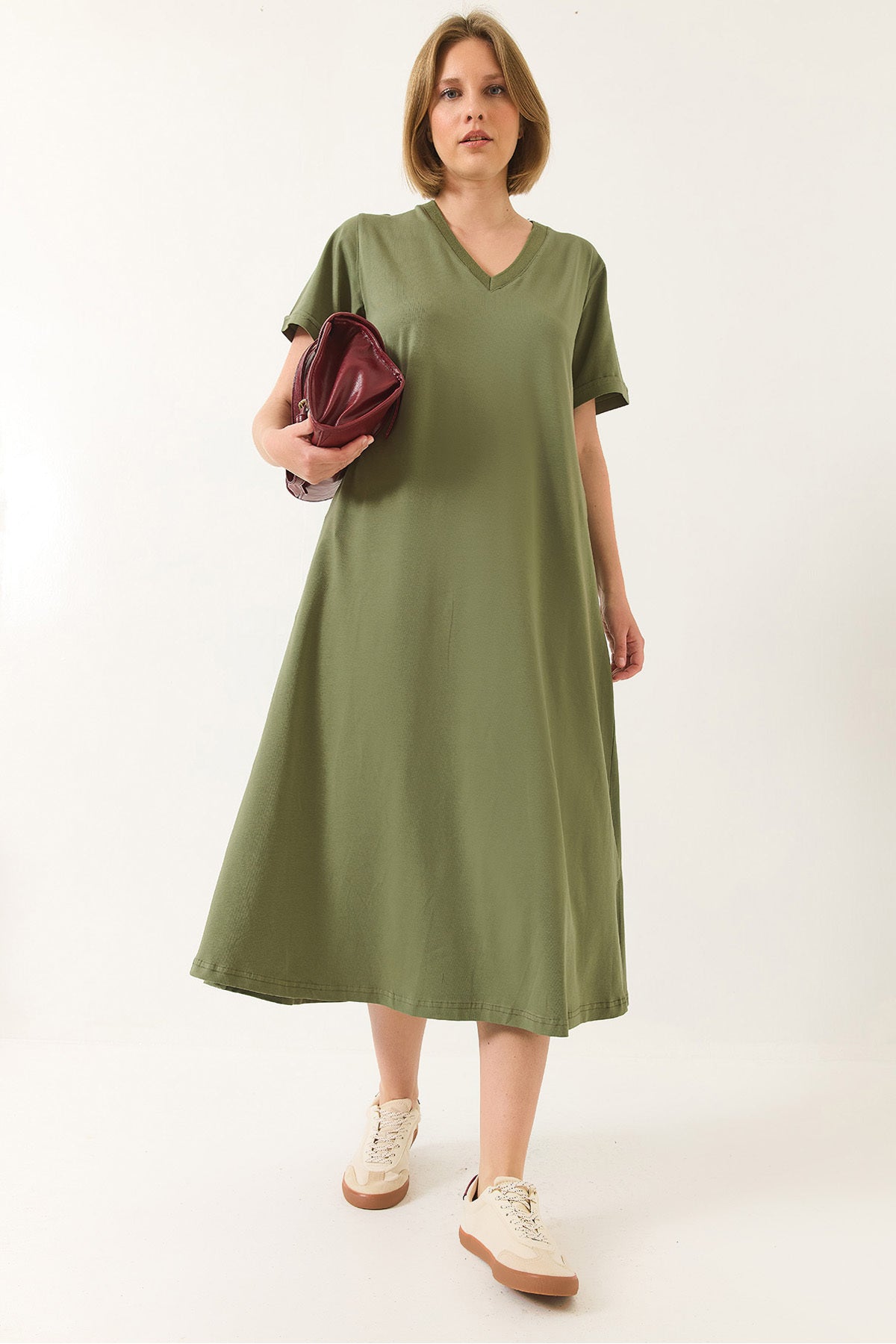 Women's V-Neck Short Sleeve Pocket Detailed Long Basic Dress 60283193