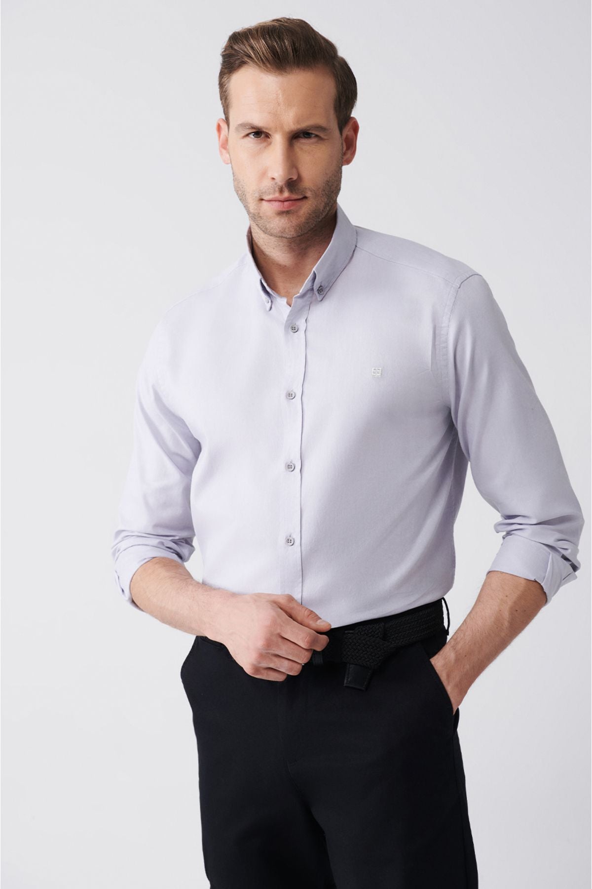 Men's light gray oxford 100 %cotton buttoned collar shirt B002003