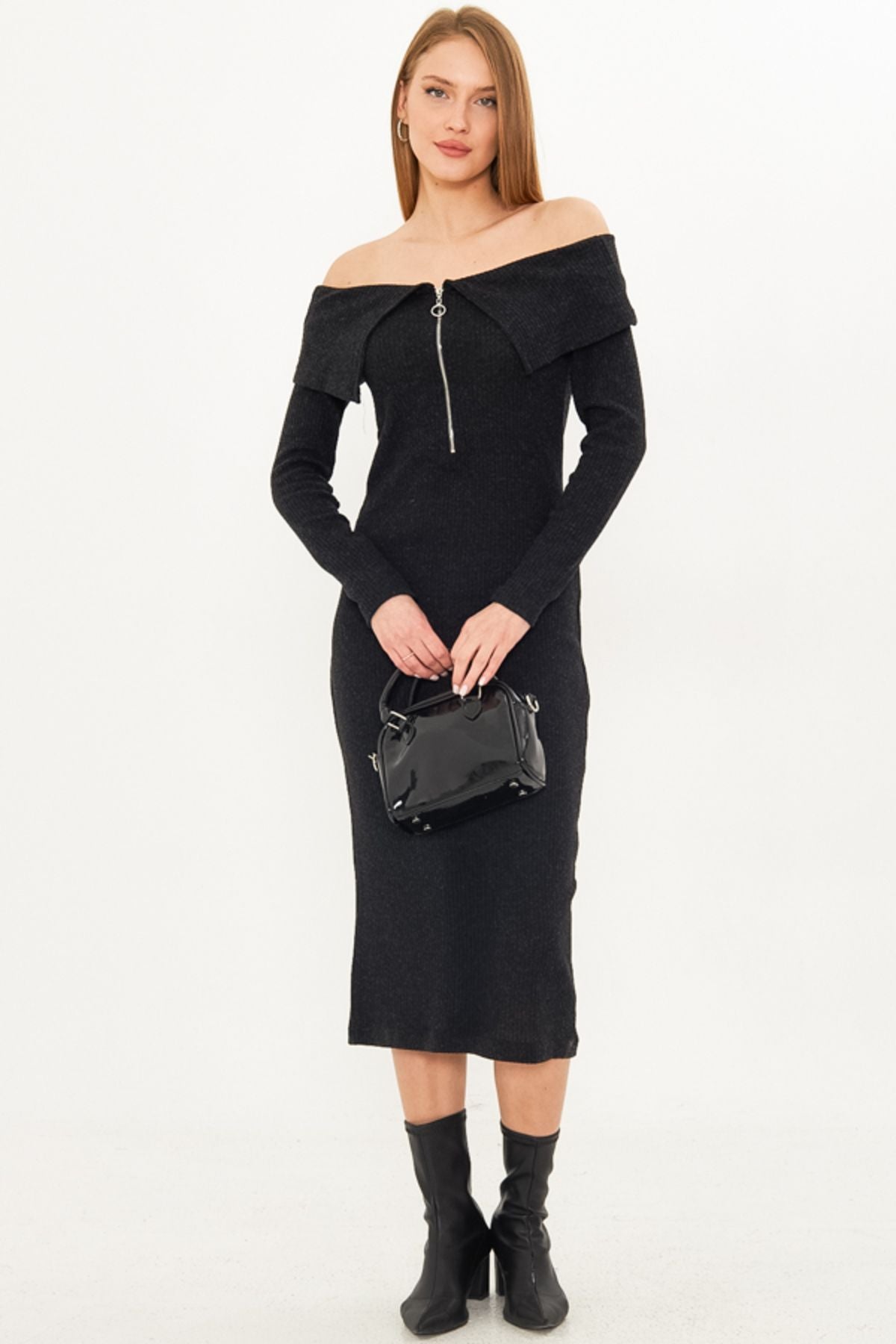Female black low shoulder front zipper slit midi height knitwear dress ARM-25K001089