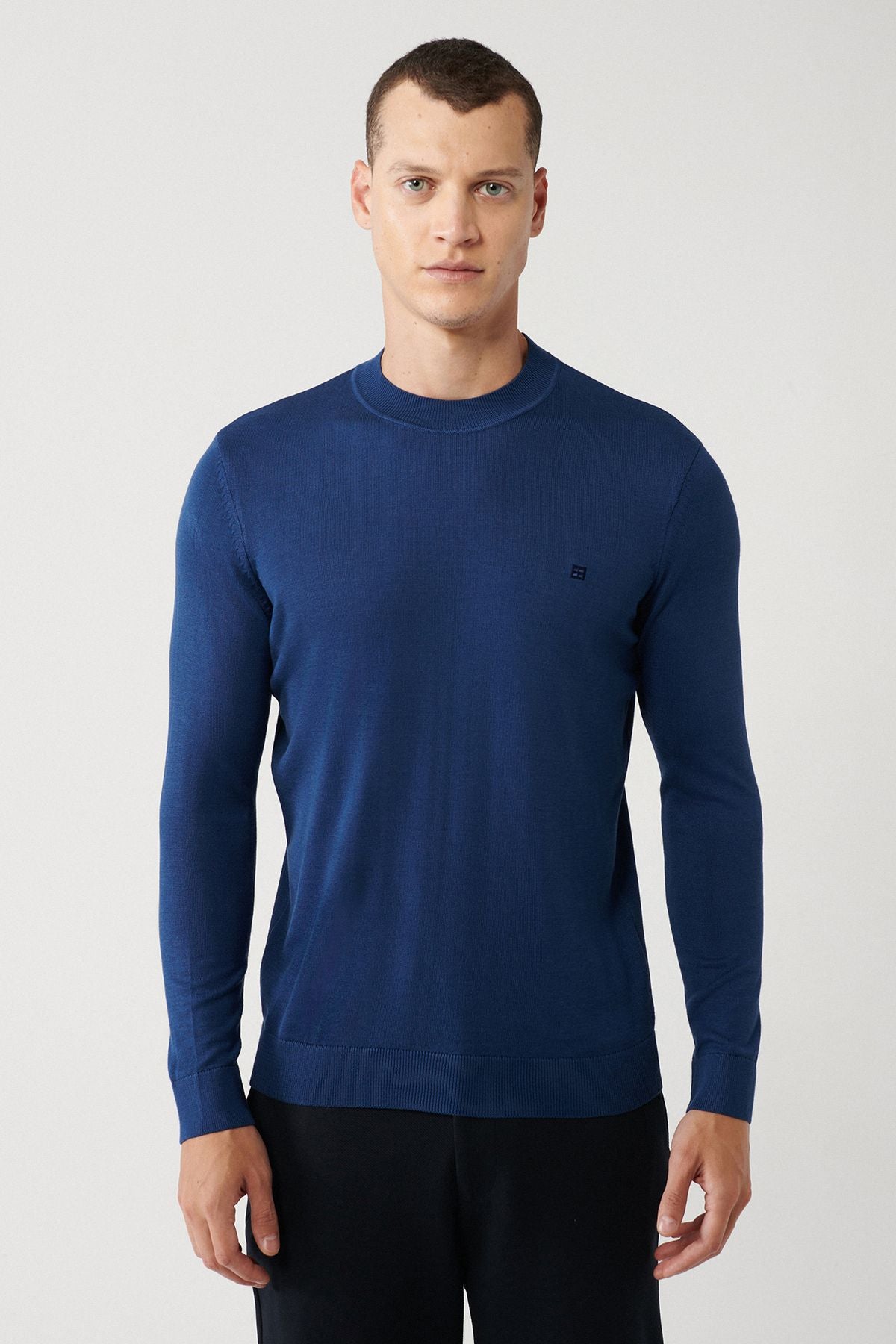 Men's light navy blue bike collar viscose knitwear sweater B005021
