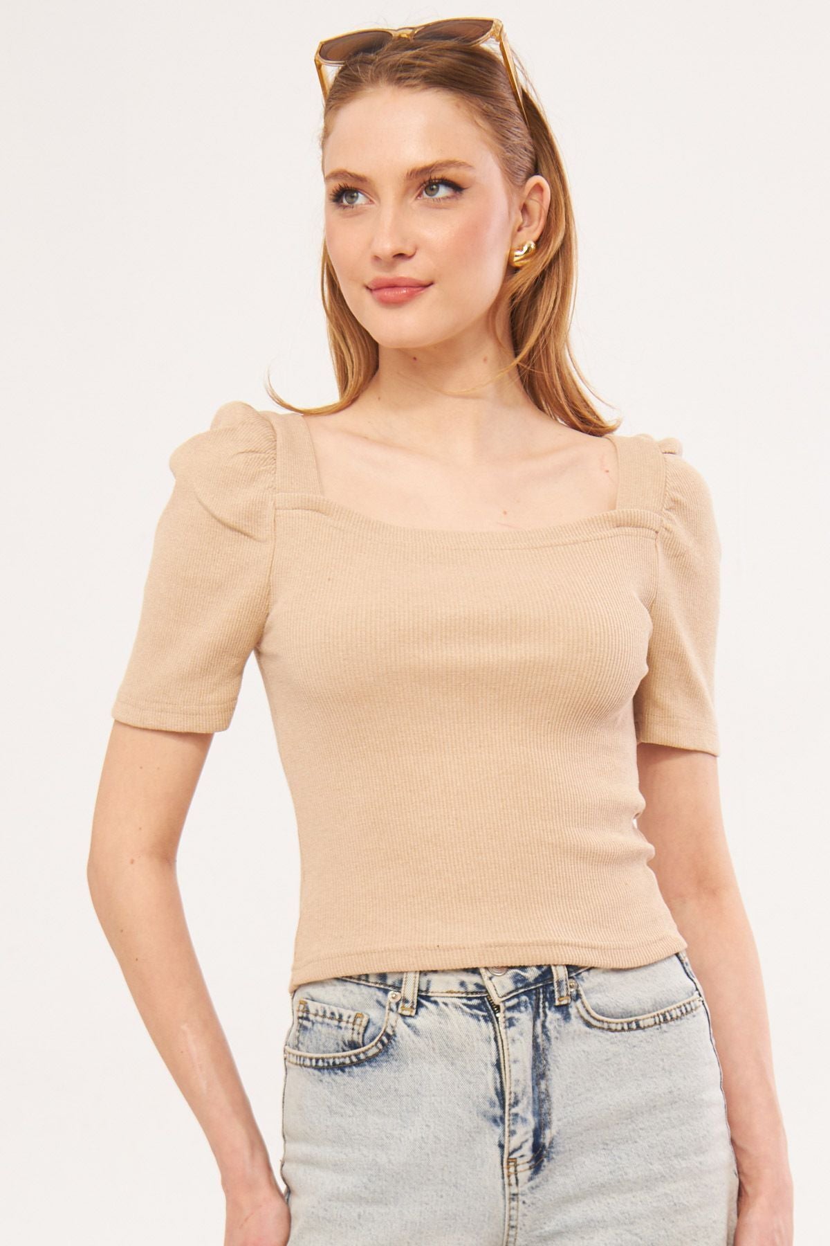 Female Beige Front Rear Square Collar Watermelon Sleeve Sleeve Blouse ARM-24Y133004