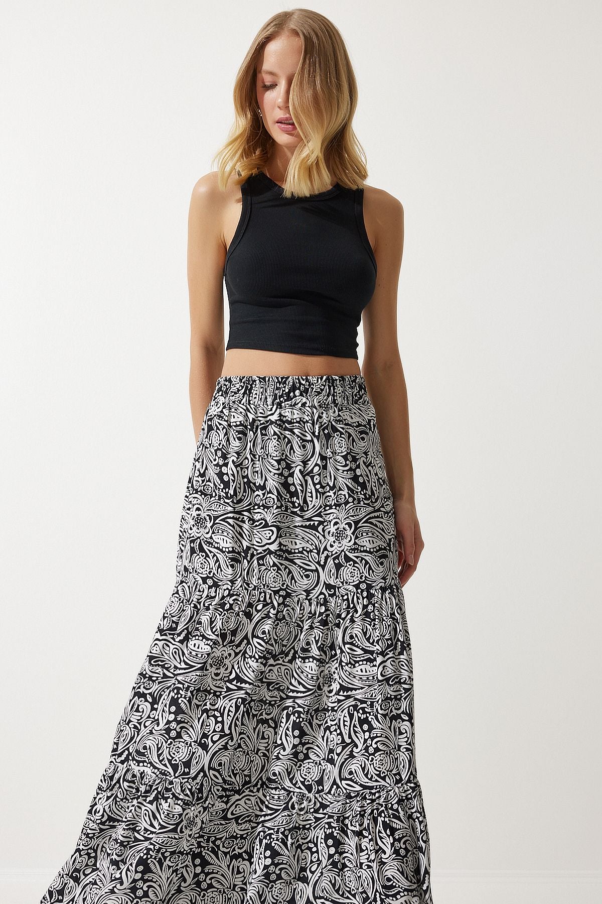 Female White Black Flower Patterned Volan Viscose Skirt DD01310