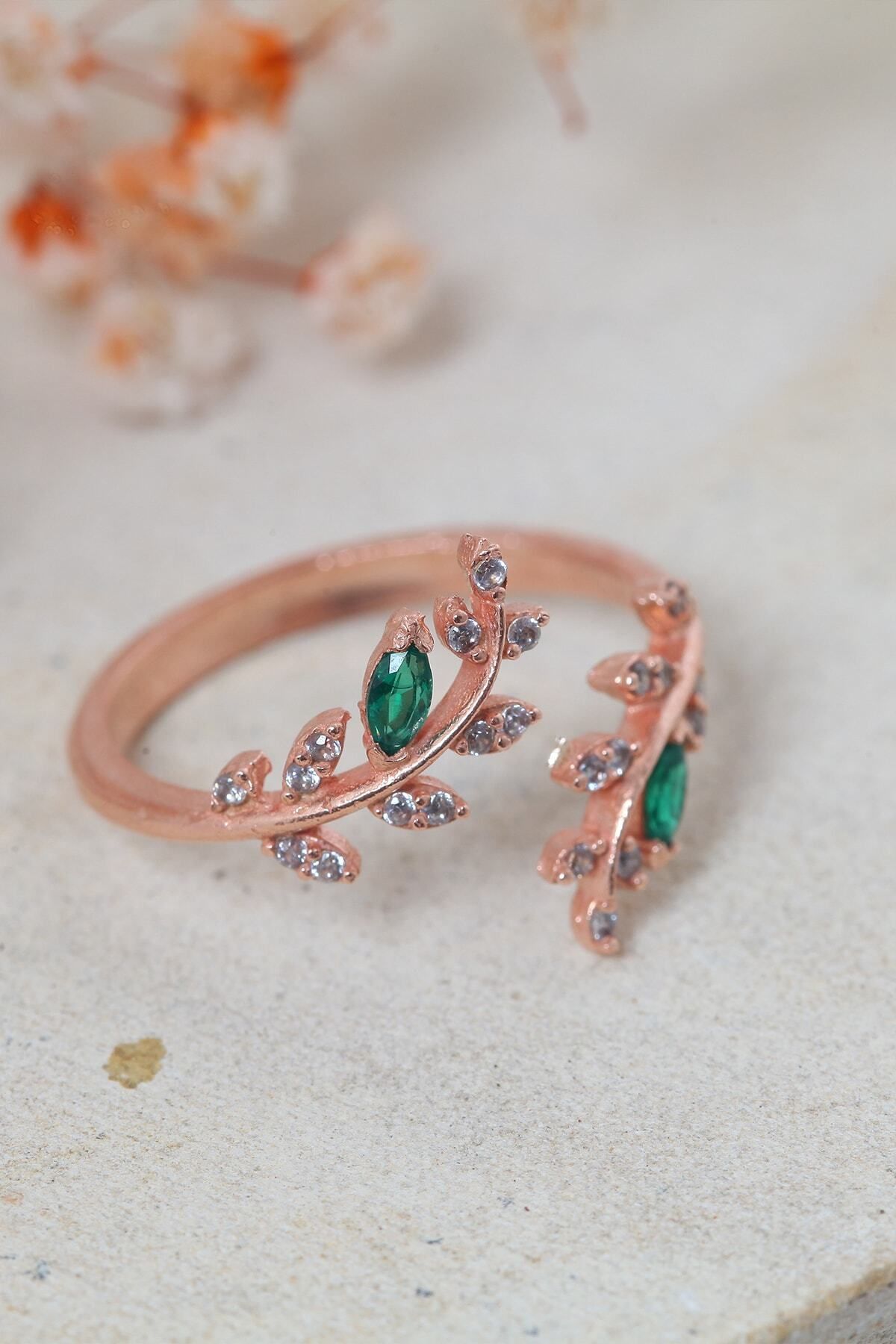 Acacia Flower Green Adjustable 14 K Rose Gold Plated Woman Ring