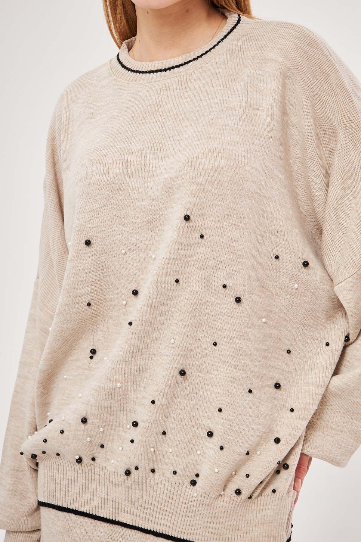 Female beige zero collar beads detailed knitwear binary set ARM-25K012003