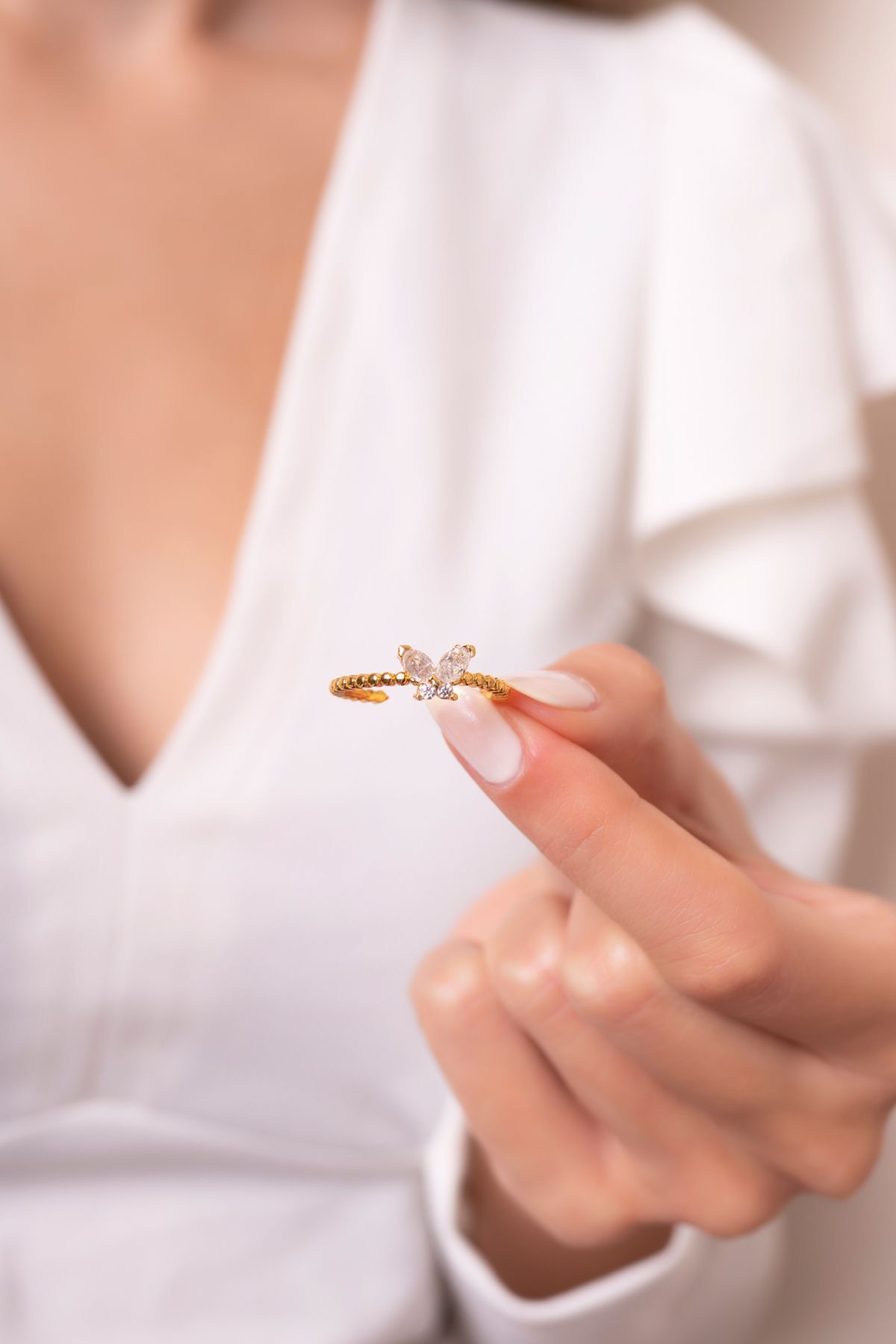 14K gold coating with butterfly motif adjustable size female ring