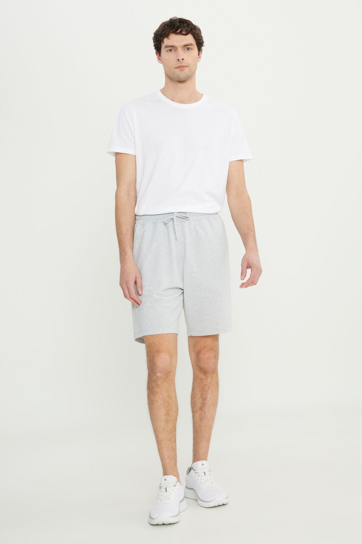 Men's Gray Melanj Standard Fit Normal Cutting 2 Yarn Pocket Recycle Cotton Knitting Shorts