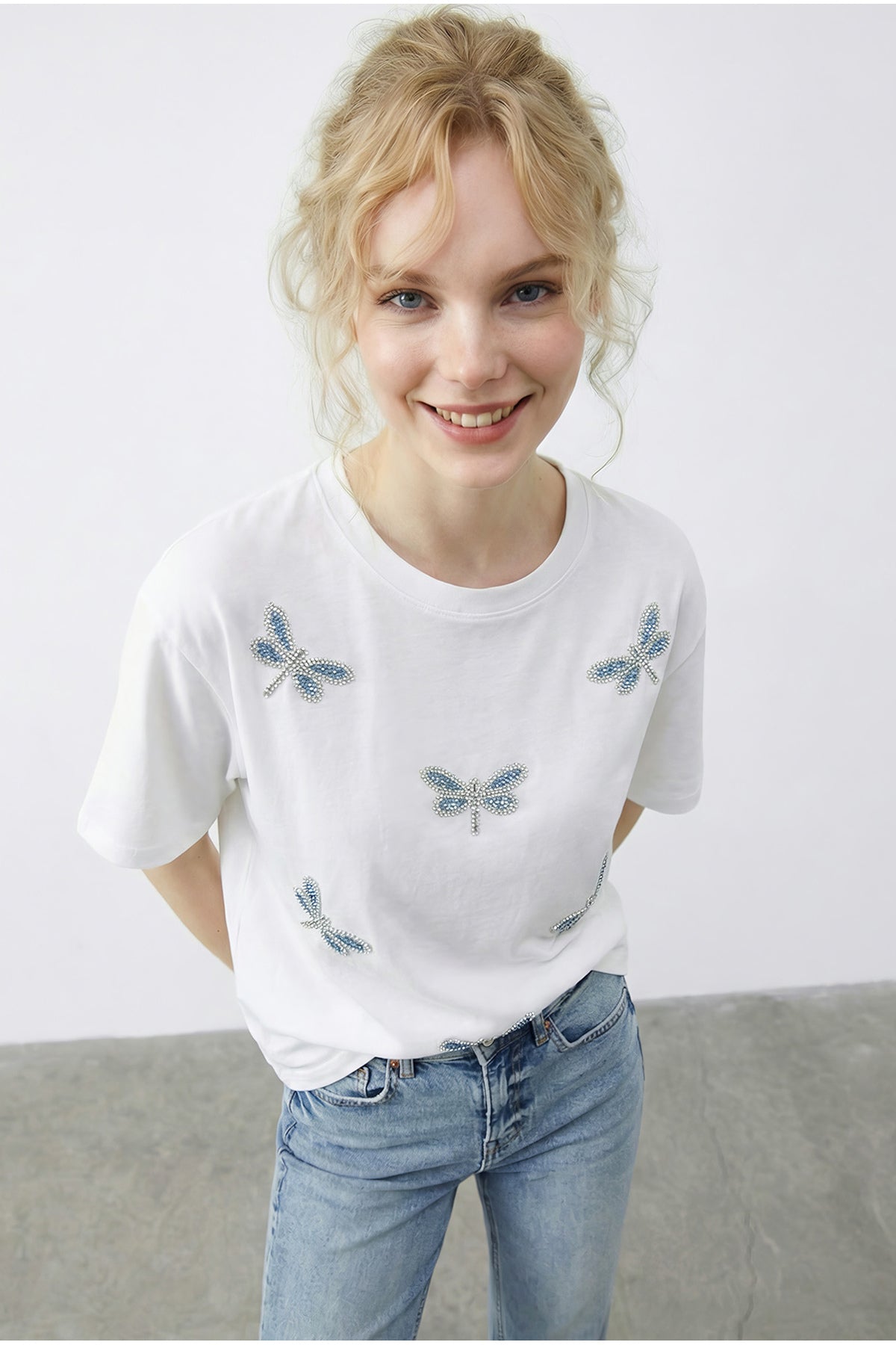 Women's Beaded Stone Embroidered Dragonfly Patterned Comfortable T-Shirt 2212 60283971