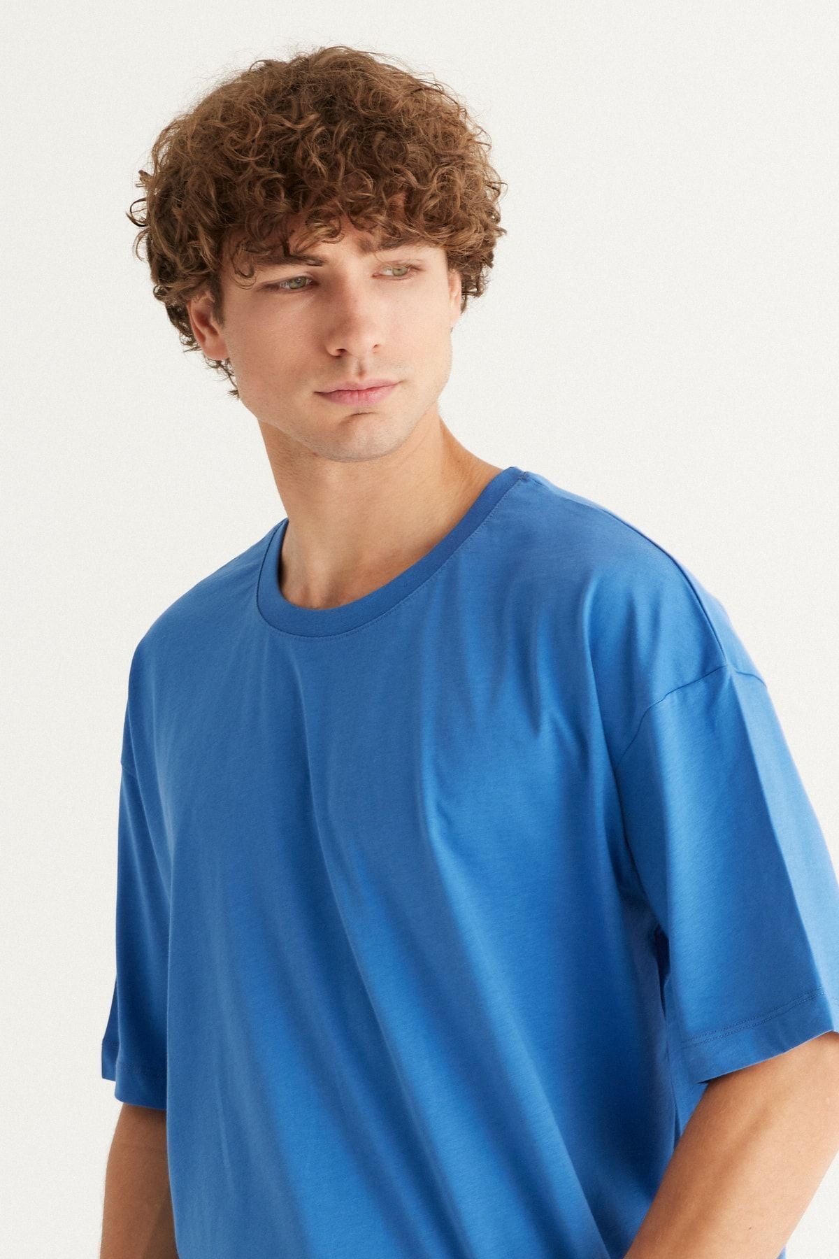 Men's Indigo Oversize Plenty Cut Bike Neck 100 %Cotton T -shirt