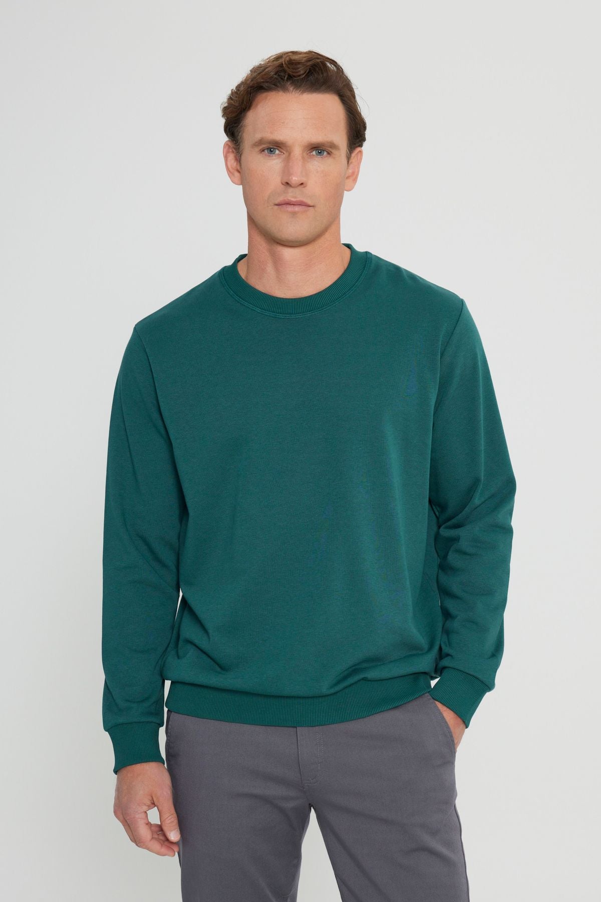 Men's Dark Green Standard Fit Normal Cut Normal Cycling Cycling 3 IP Cotton Sweatshirt