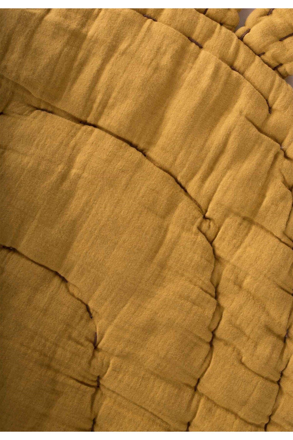 Pear game mattress 80x100 cm mustal yellow