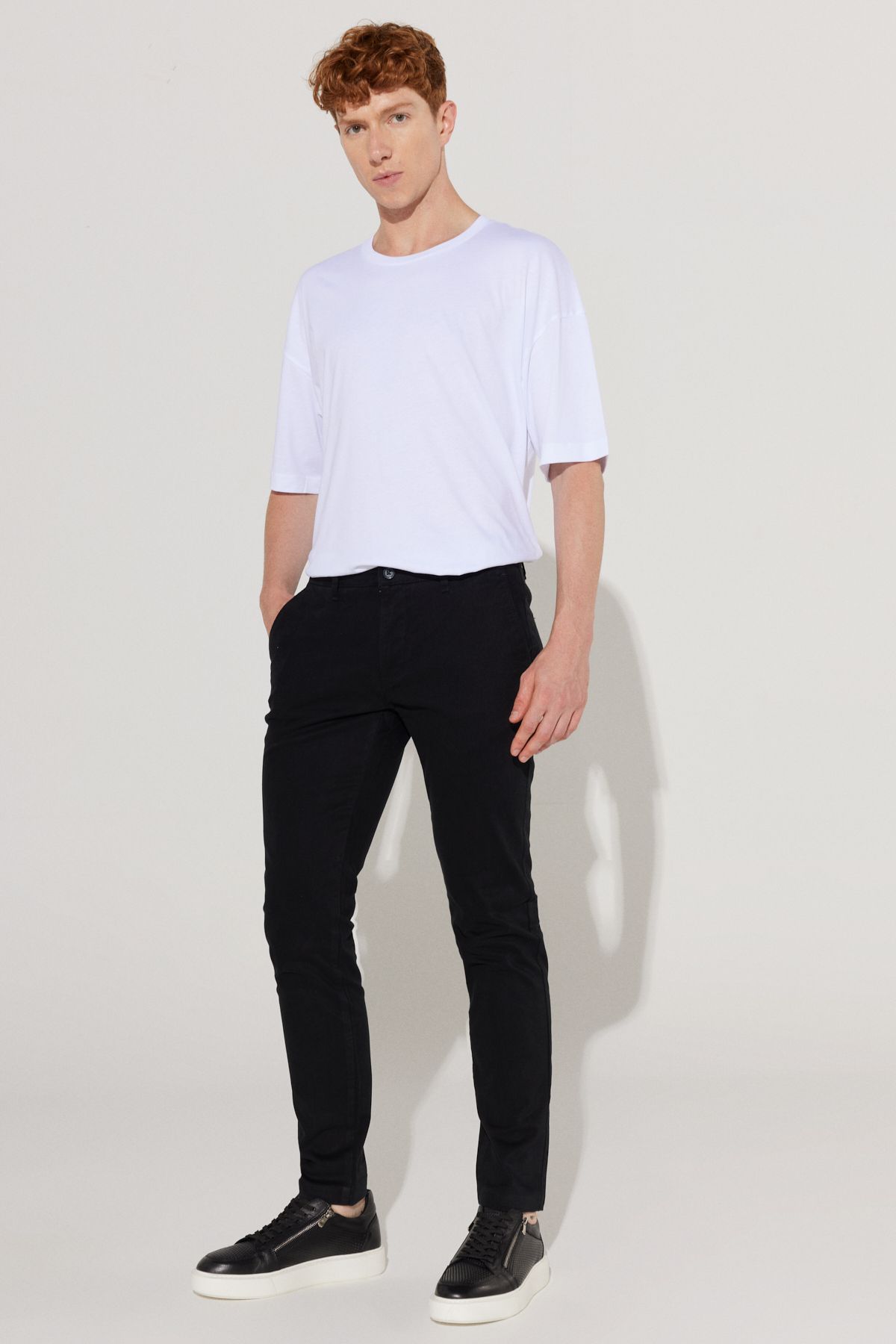 Men's black slim fit narrow -cut cotton flexible comfortable chino pants