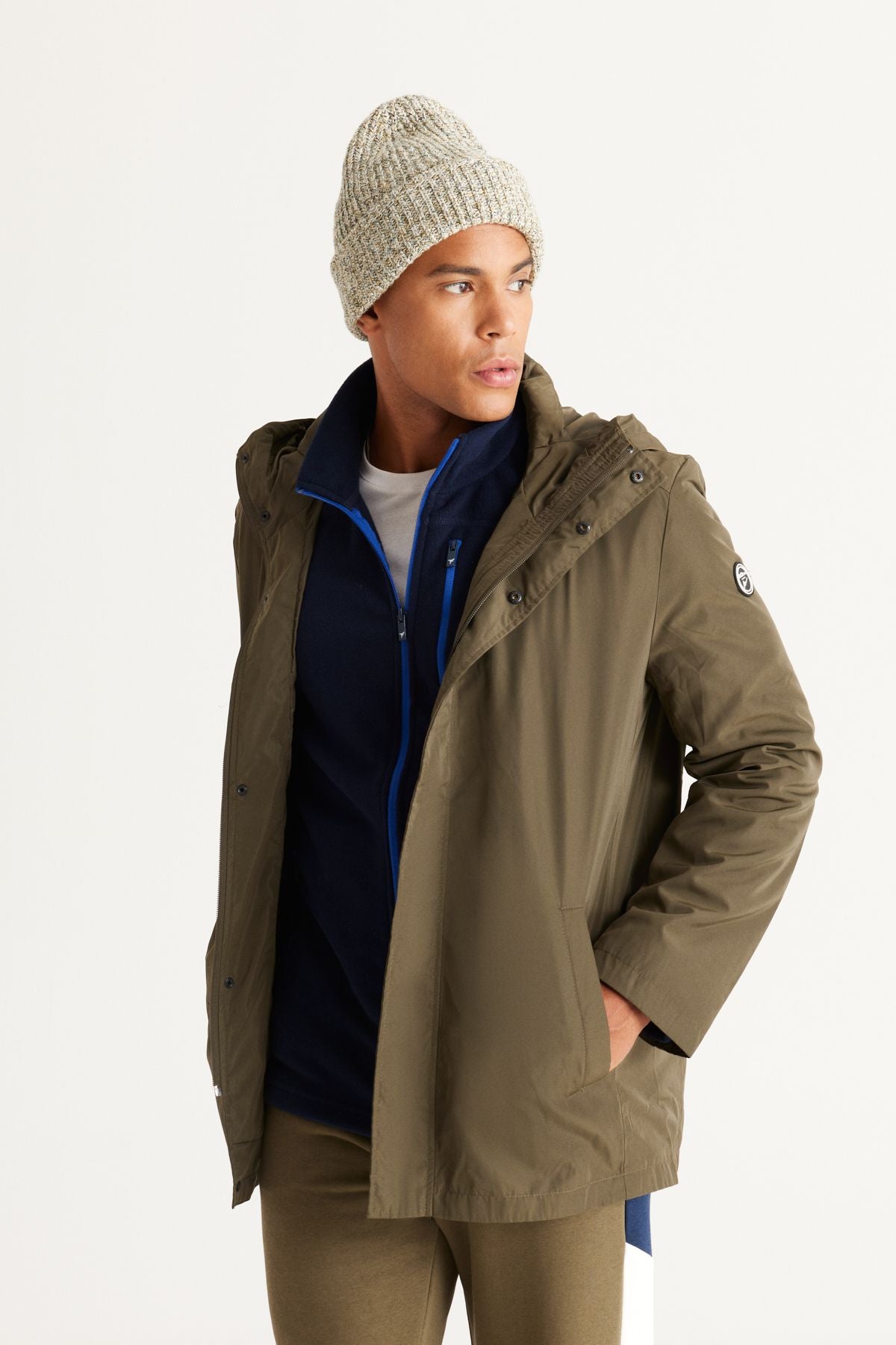 Male Khaki standard fit normal cut windproof hooded upright collar coat trench coat