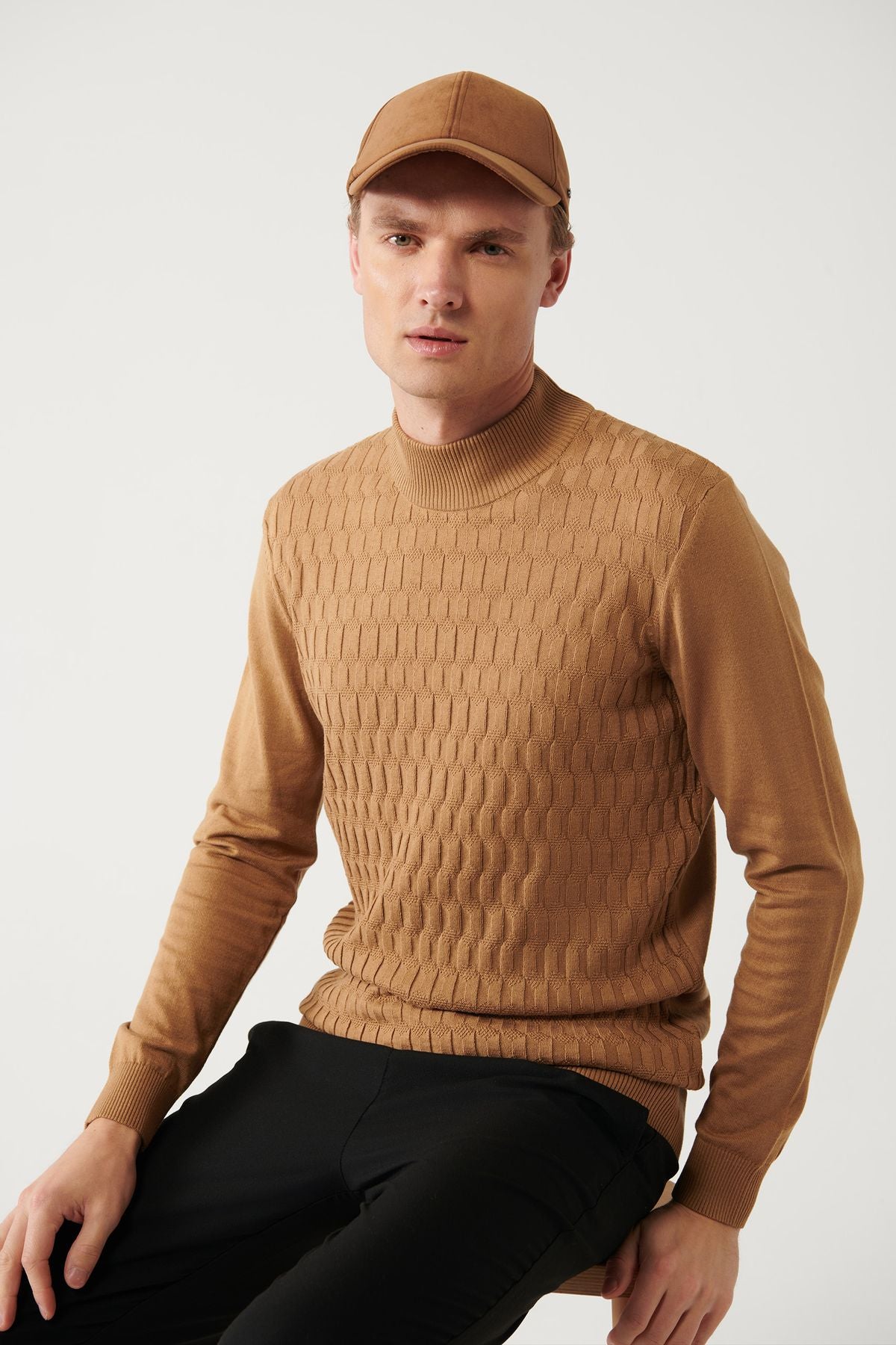 Men's camel half fisherman collar cotton knitwear sweater E005106