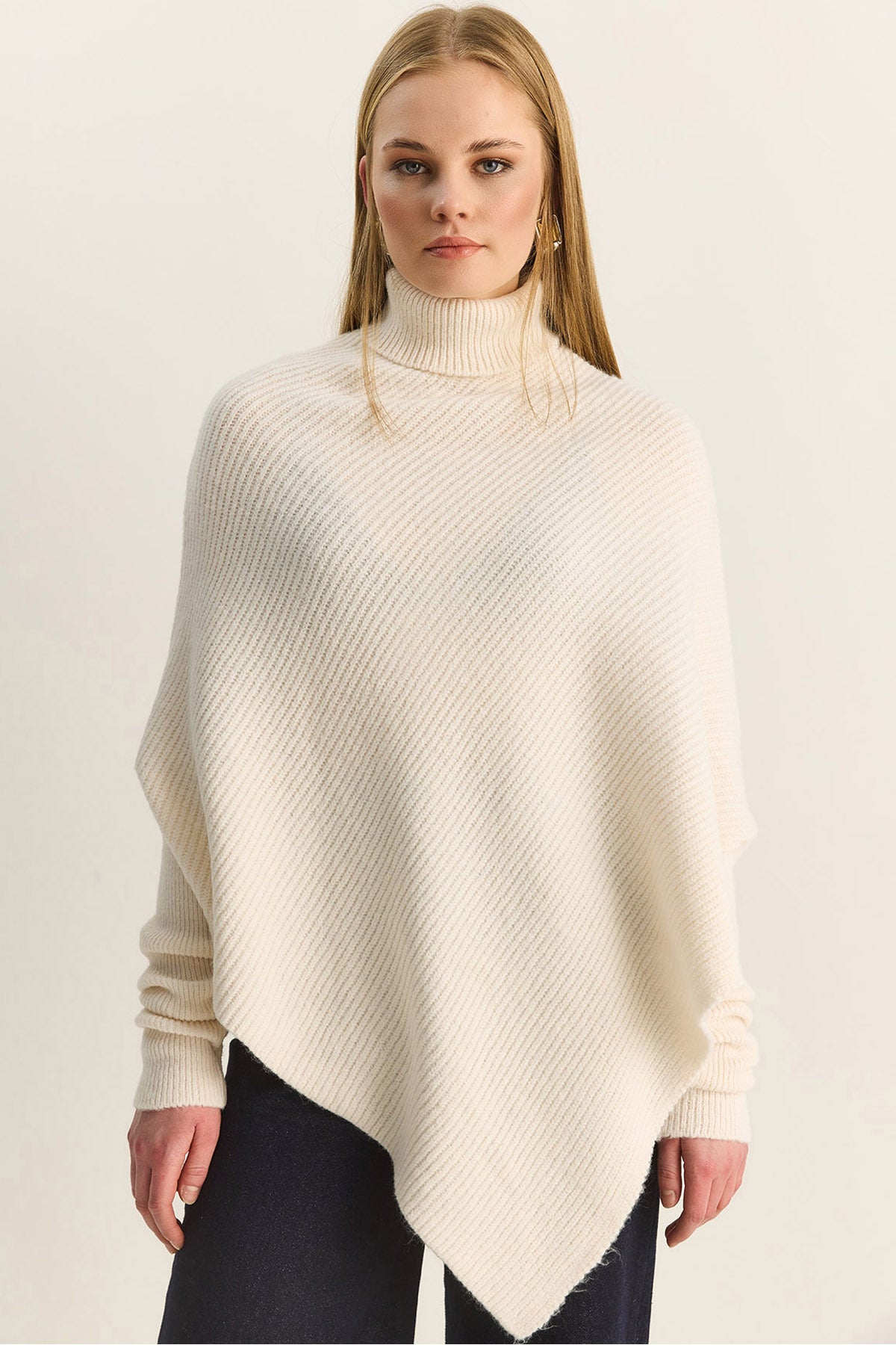 Women's Turtleneck Asymmetrical Cut Knitwear Sweater TK251190 60283911