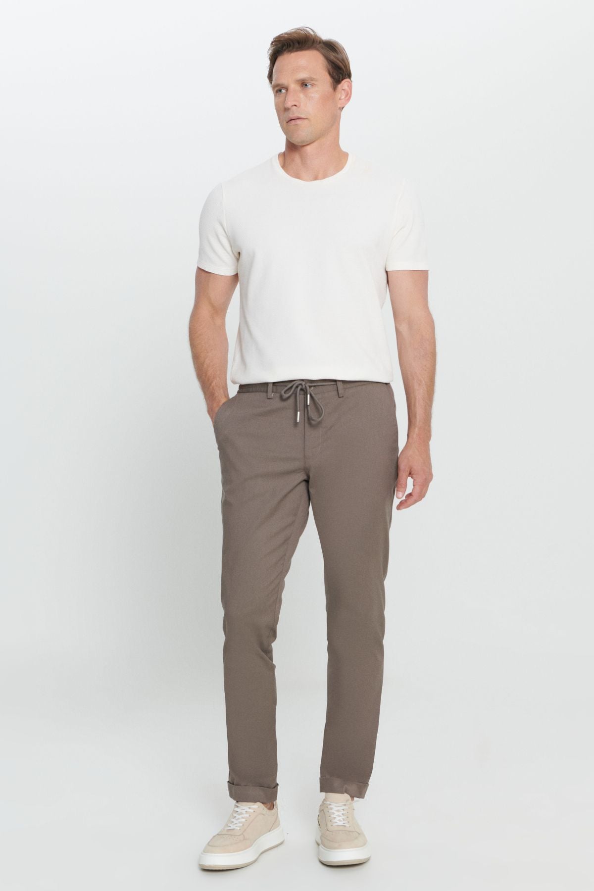 Men's brown comfort fit comfortable cutting side pocket patterned waist waist pants