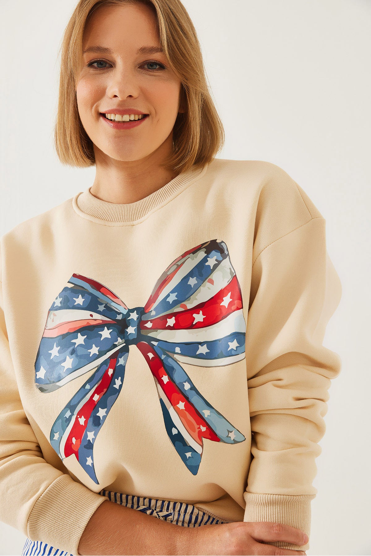 Women's Colorful Butterfly Printed Sweatshirt MBHS019 60601019